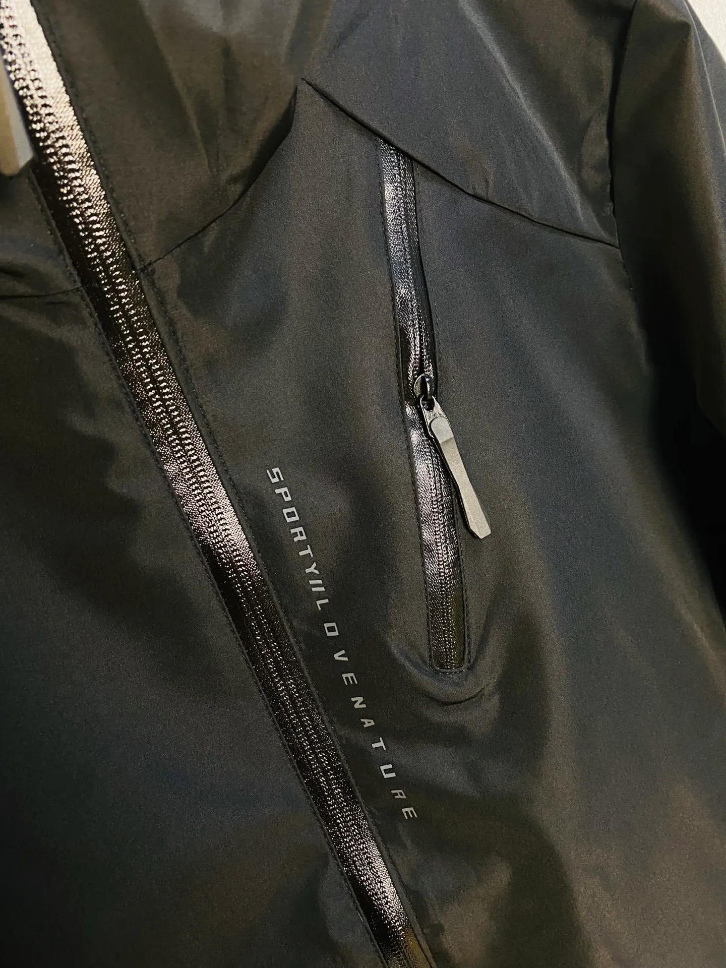 Original goods from the official website can be worn in pounds alo 2026 autumn and winter! New Arrival Jacket Windproof Jacket ⚠High Version ⚠High Quality ⚠Original Fabric ⚠Internet Celebrity Same Style Mold Customized Hardware Accessories Very Comfortable Super Versatile Good-looking Jacket Non-market Ordinary Version Feel Free to Compare Quality Absolutely Guaranteed Color: Picture Color Size: M-3XL