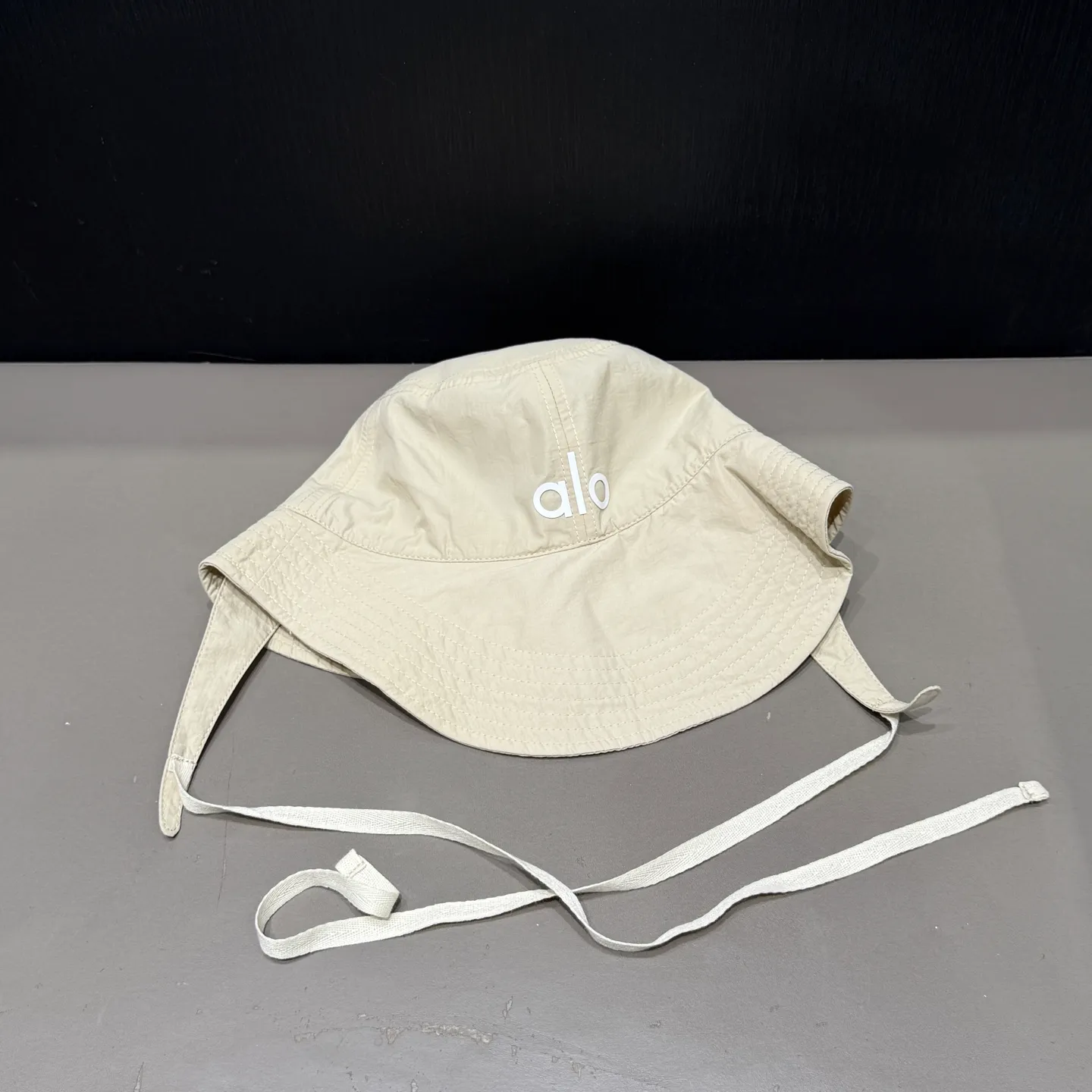 Alo bucket hat with brim