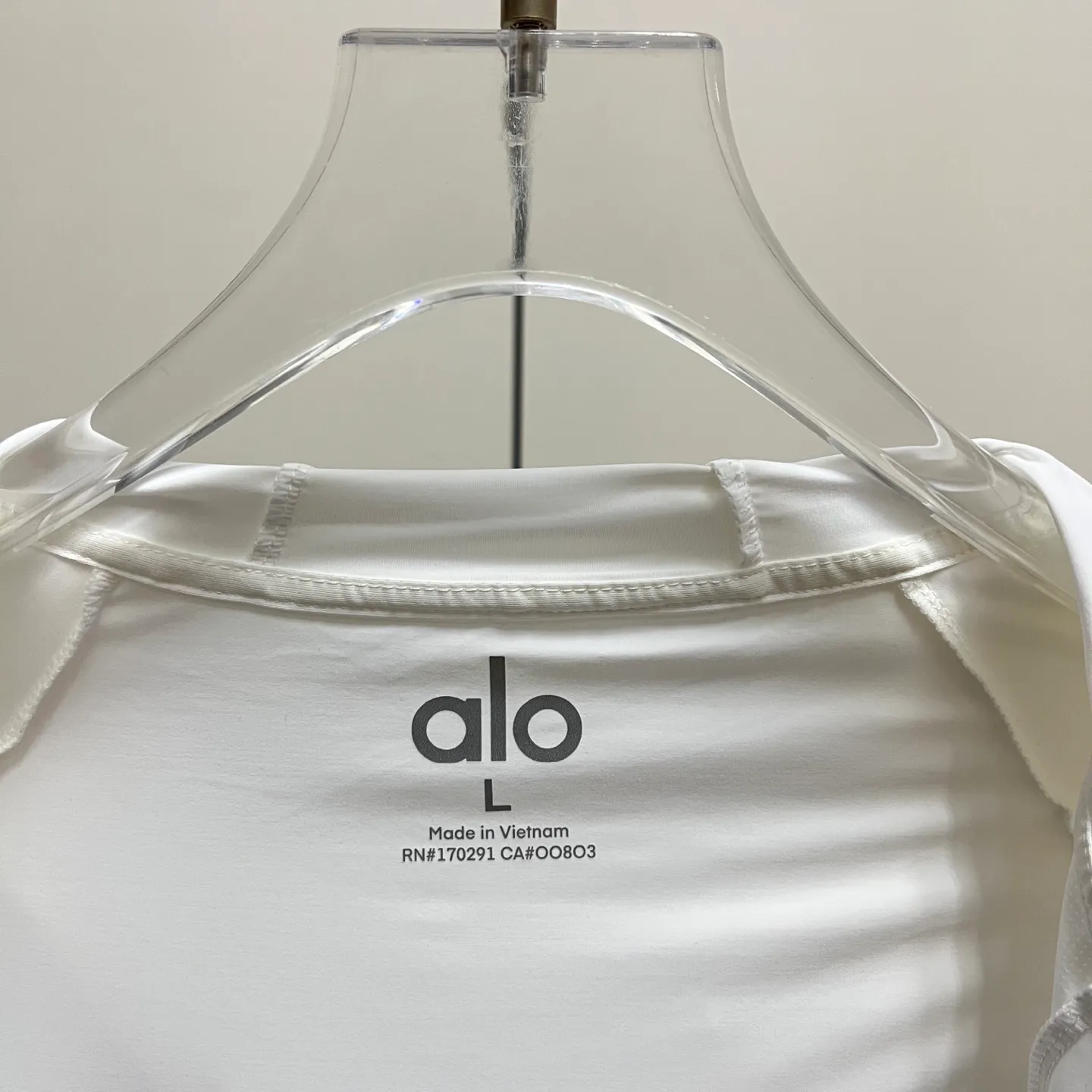 ALO Women's Sun Protection Clothing #White Pocket Shade Simple Ice Silk Cool Feeling Hooded Thin Style Ultra-light Breathable Quick-drying Anti-wrinkle Design Lightweight Anti-UV Commuting Long Sleeve Professional Sun Protection Clothing Women's Alo Women's Ice Silk Lightweight Hooded Sun Protection Clothing Size: M-XL