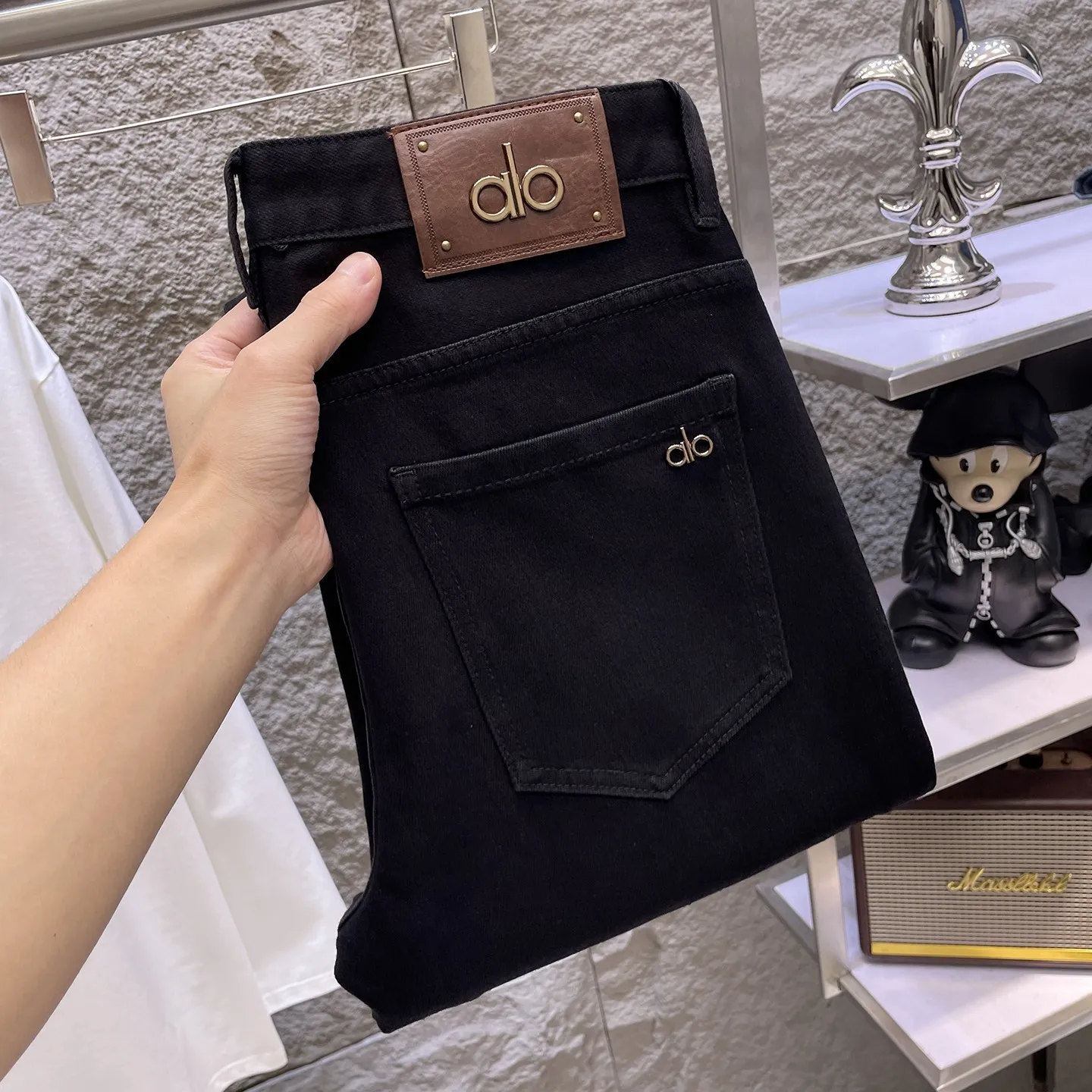 alo 40 Premium Breathable ， Quality。 ！ Sizes：28-38（ 35.37）.