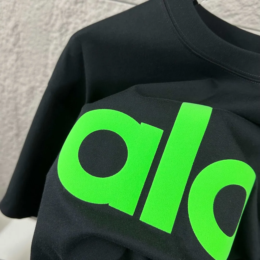 Alo*2026 Spring and Summer New Arrival Classic simple letter three-dimensional foaming process personalized logo custom double yarn plain cotton fabric short-sleeved T-shirt men and women Same Style Color: Black White Apricot Black Angora Red Size: S (90-130 pounds) M (120-150 pounds) L (140-165 pounds) XL (160-180 pounds) XXL (180 kilograms)