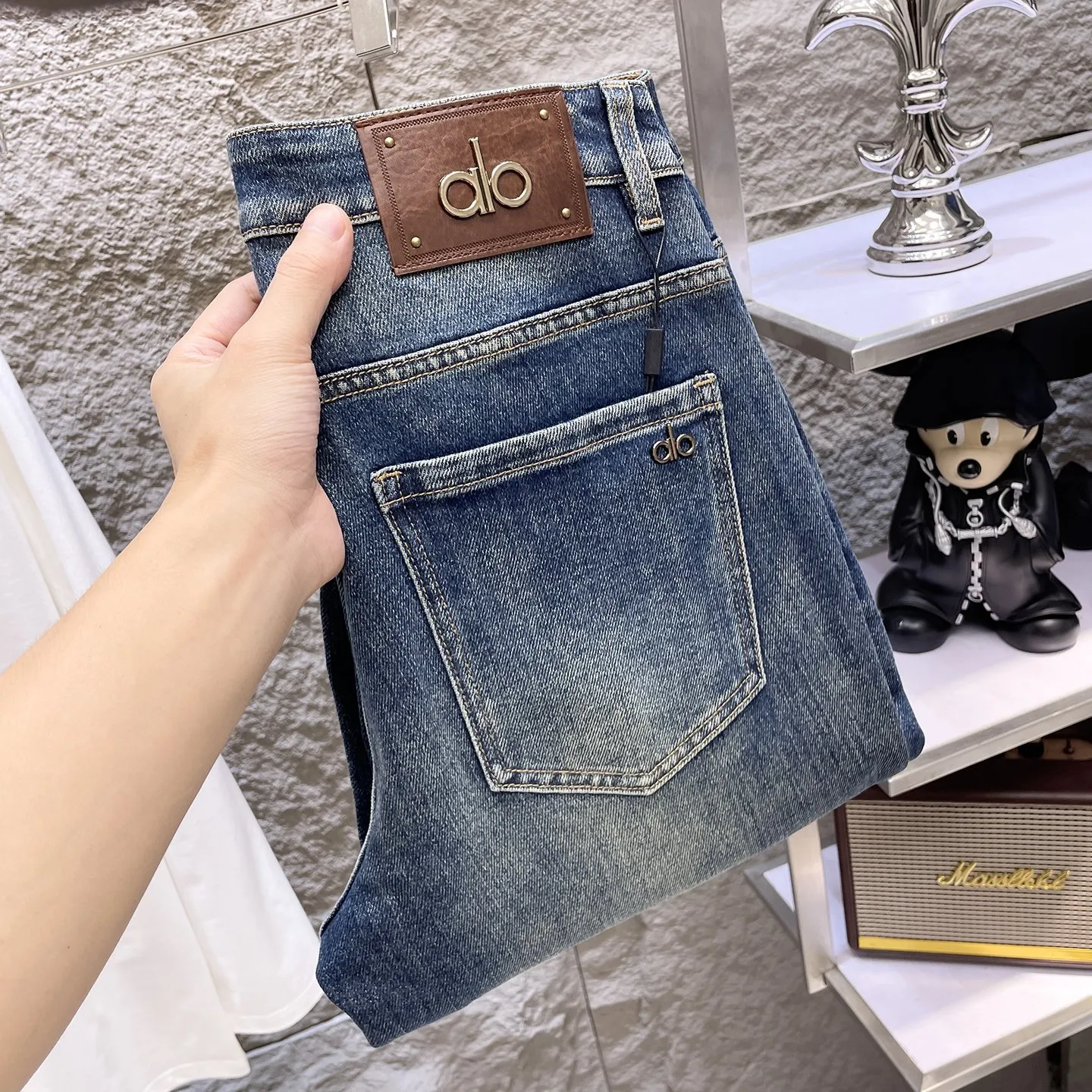 alo 40 Premium Breathable ， Quality。 ！ Sizes：28-38（ 35.37）.