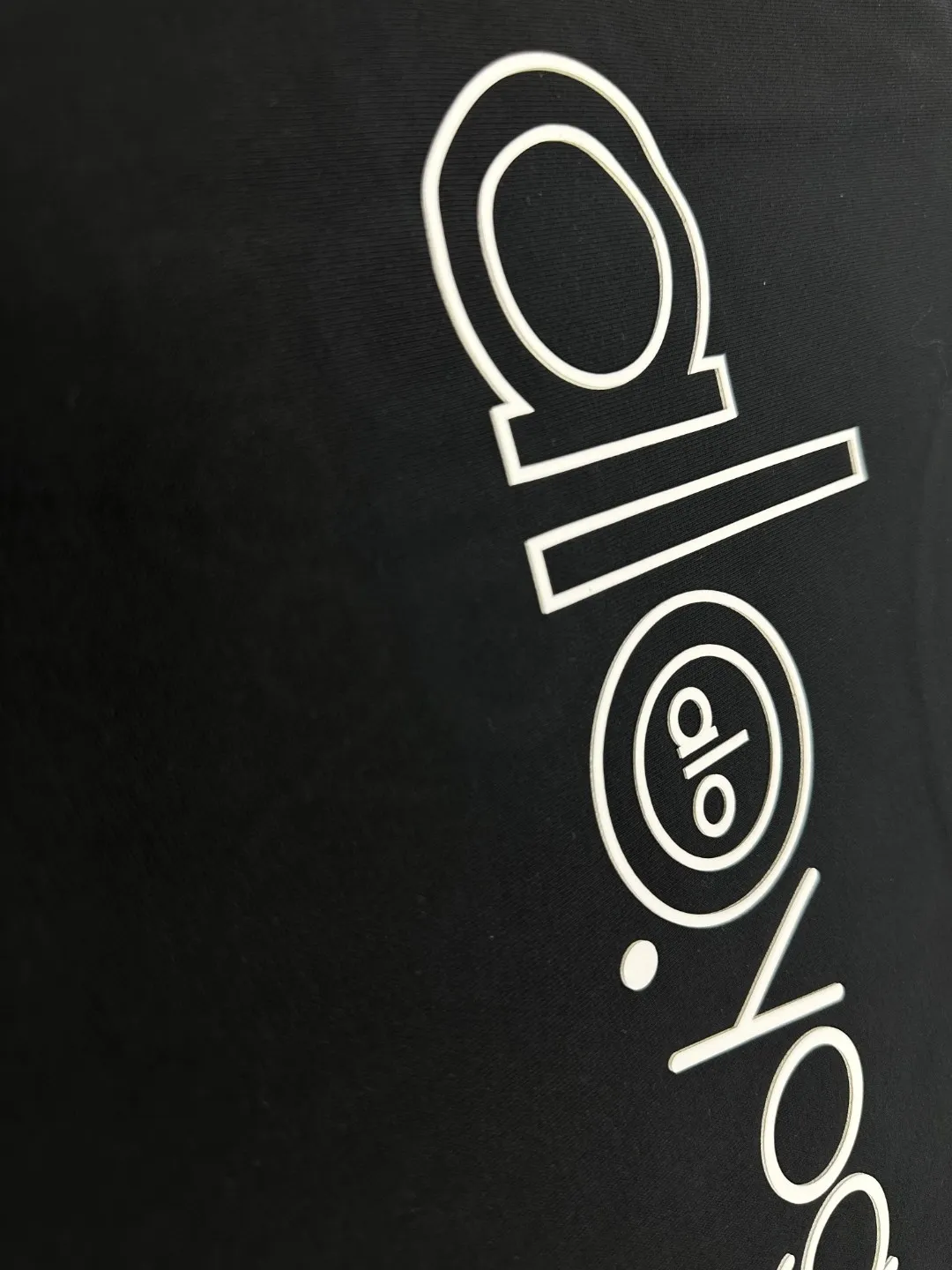 Alo*2025 Classic White Silver logo T Same Style ：Black White Size： S （90-130 ） M （120-150 ） L （140-165 ） XL （160-180 ） XXL （180 ）