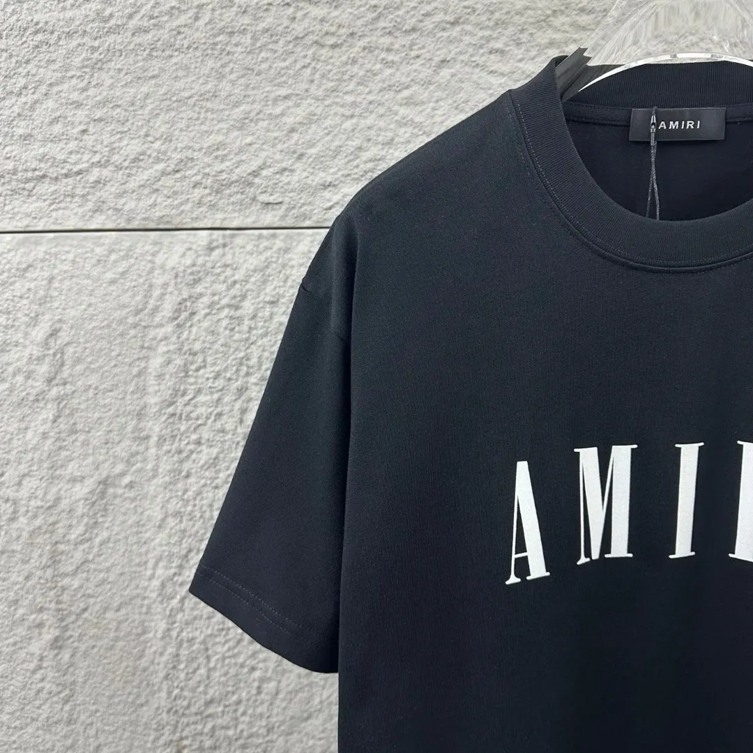 Amiri*Emile 2026 Early Spring and Summer New Arrival Customized plain cotton double yarn fabric Short-sleeved T-shirt Classic letter three-dimensional flocking technology Men and women Same Style Color: Black White Size: S (90-130 pounds) M (120-150 pounds) L (140-165 pounds) XL (160-180 pounds) XXL (180 pounds)