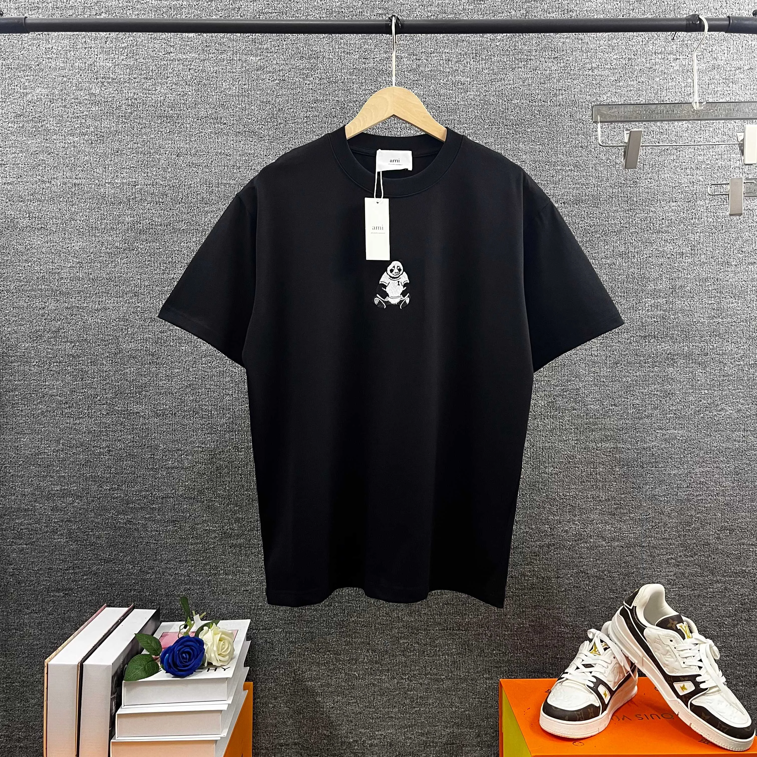 Ami* * 2026 Classic Black White logo T Same Style ：Black White Size： S （90-130 ） M （120-150 ） L （140-165 ） XL （160-180 ） XXL （180 ）