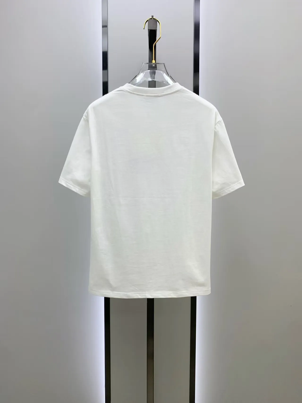 AMIRI # 2026 New Arrival New Arrival T Premium ！ logo Premium . . . . . ！ ！ ：Black。White！ Sizes： S M L XL XXL ：50 52 55 58 61 ：69 71 73 75 77 ：48 50 53 56 58 ：22 22.5 23 23.5 24 ， 1-3CM