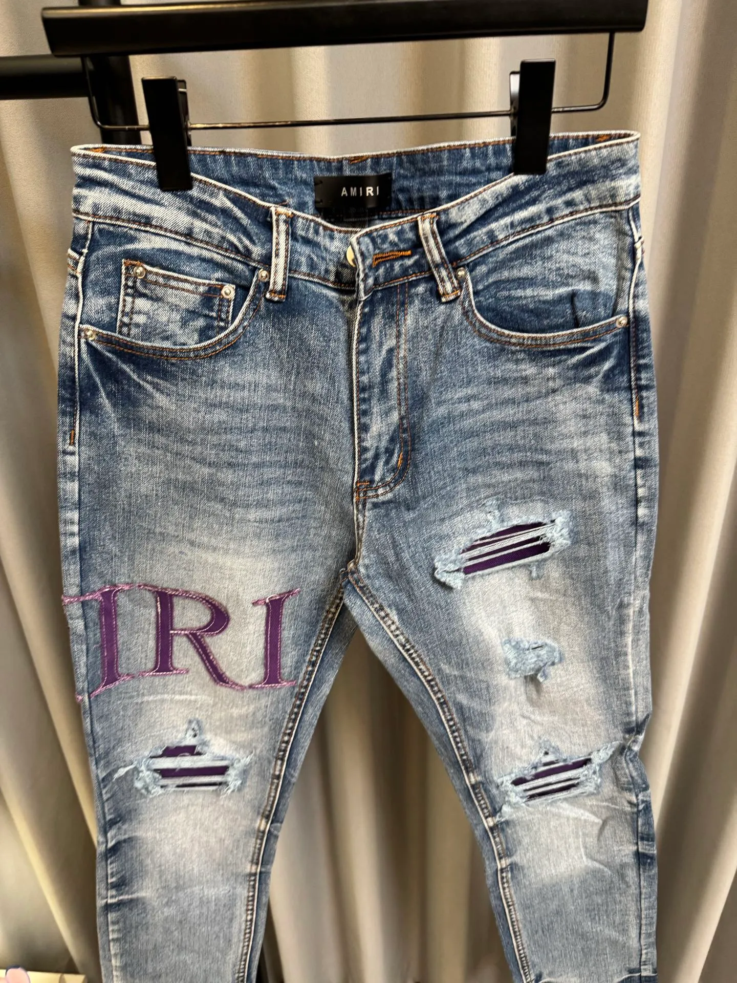 [High version] Amiri MX 1 26Ss letter hole patchwork leather slim fit washed jeans (blue) Size: 28 30 32 34 (s-xl)