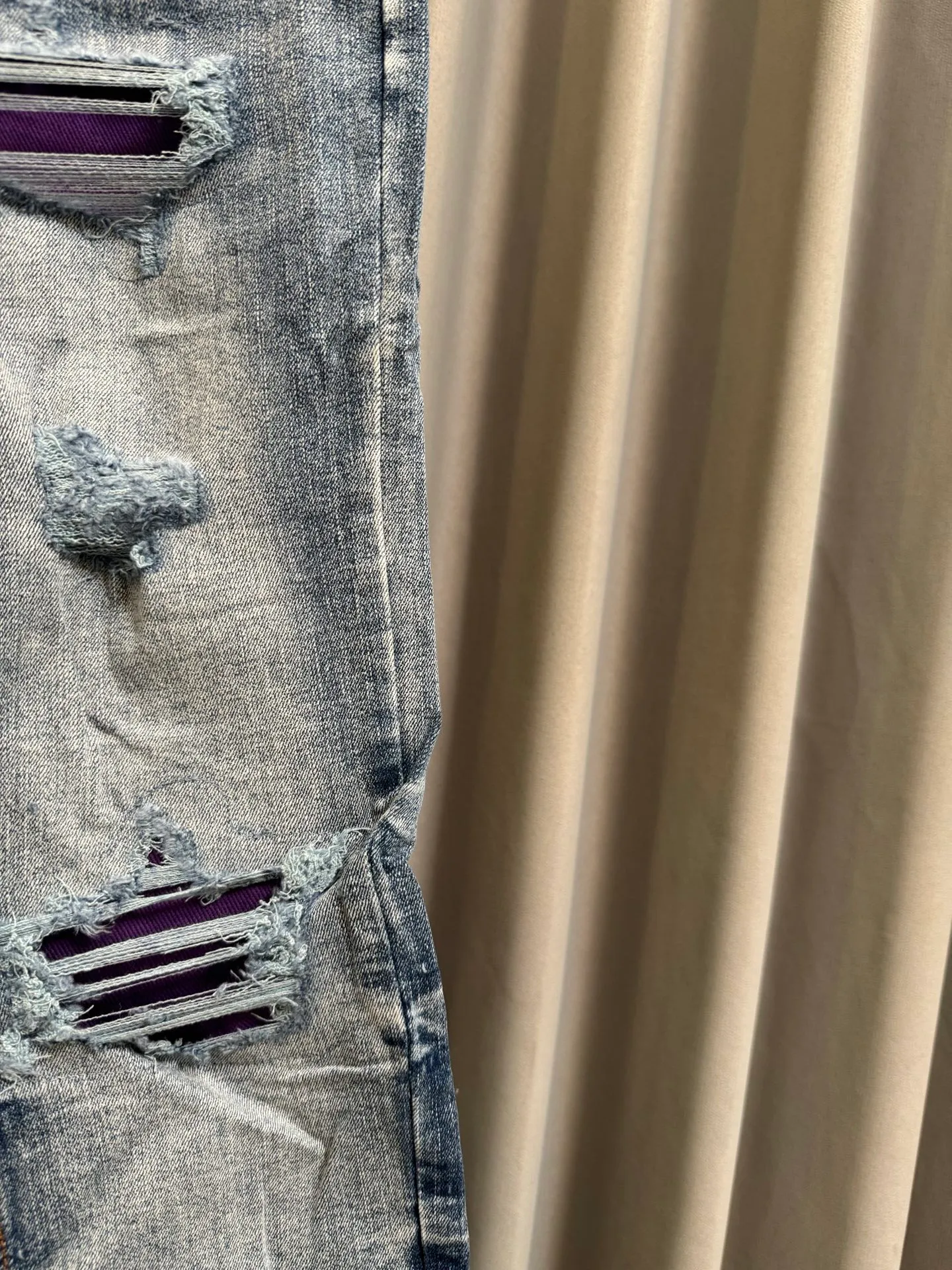 [High version] Amiri MX 1 26Ss letter hole patchwork leather slim fit washed jeans (blue) Size: 28 30 32 34 (s-xl)