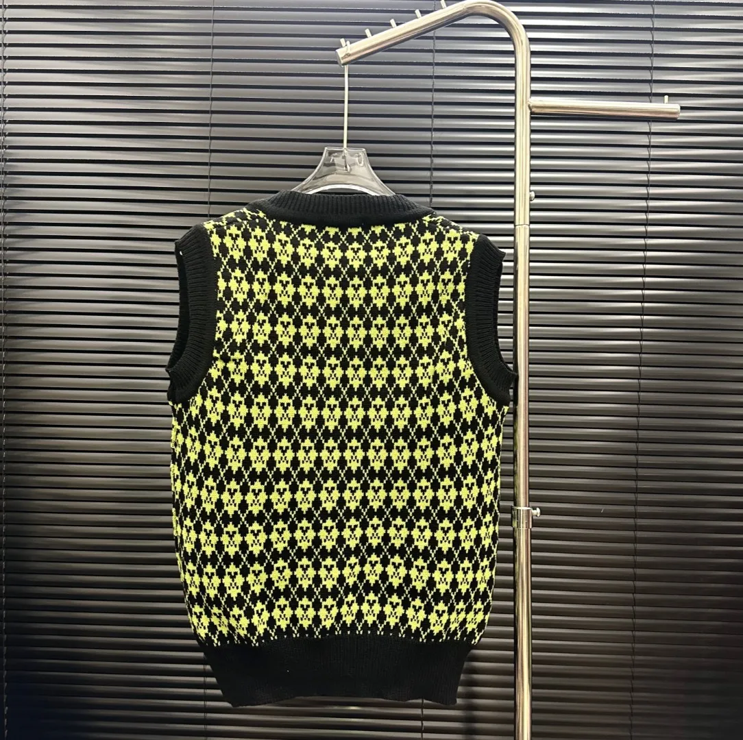 ：AMI V Size：S-XXL ： ： Same Style