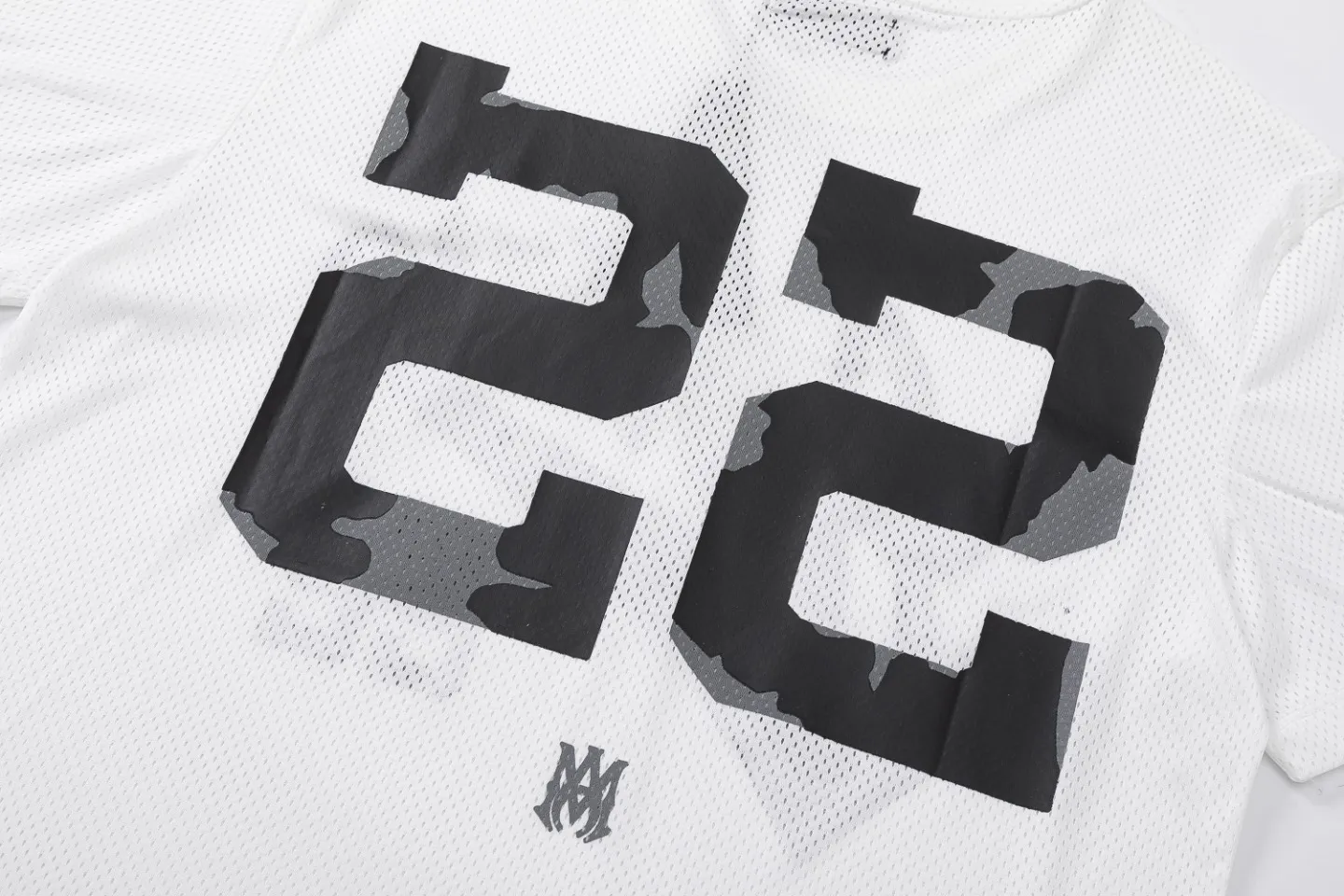 7077# ：White，Black。Size：S M L XL