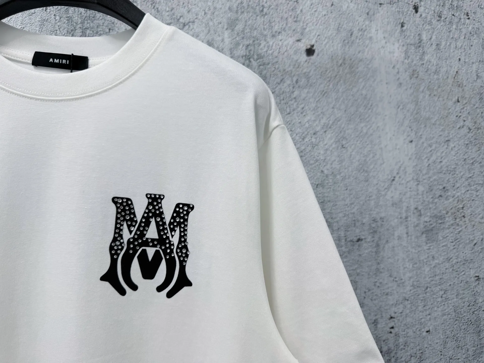 【AMIRI 】 26ss Logo Versatile ：Black White Size：S-XL