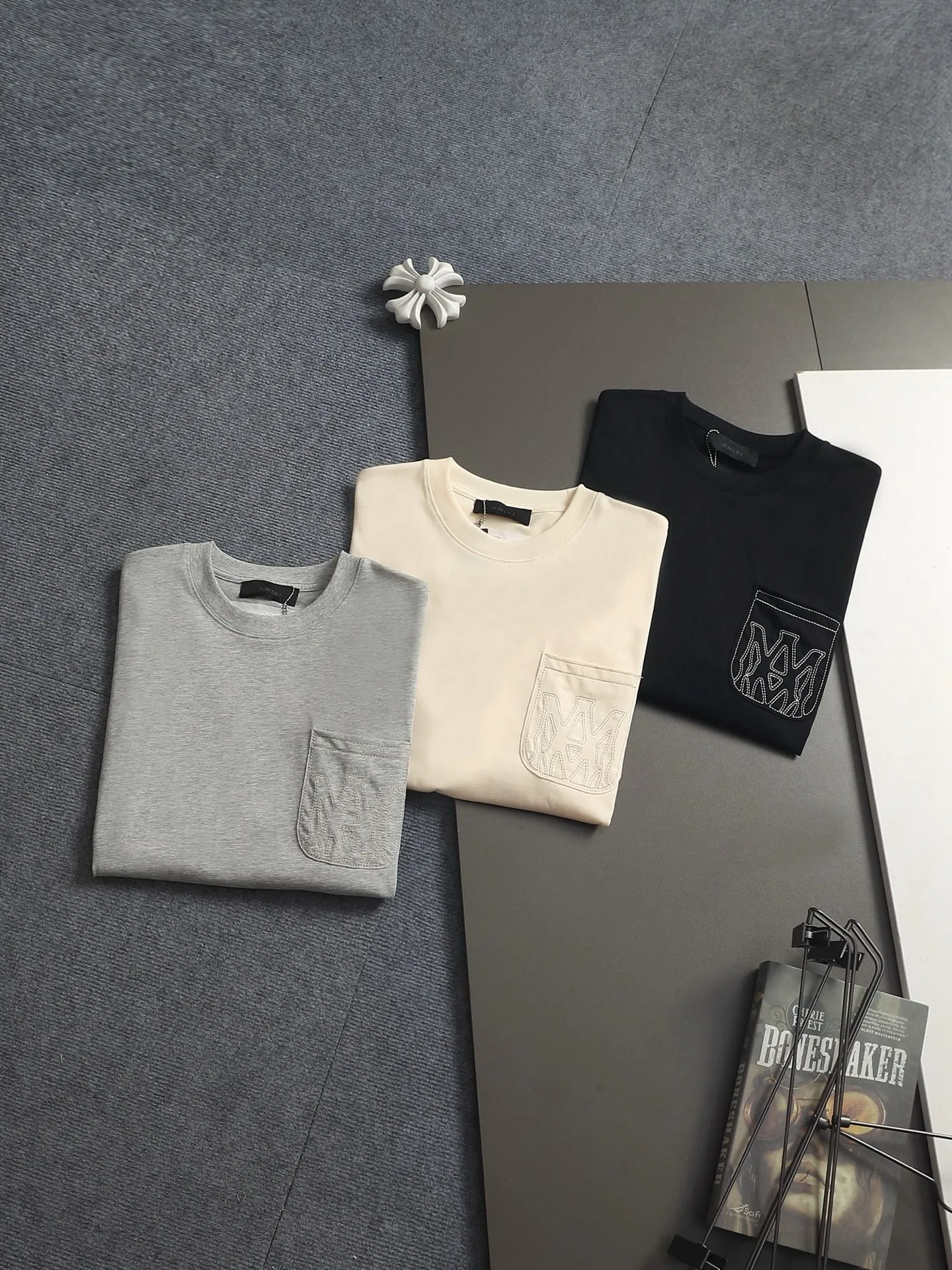 AMIRI g Logo ， Retro Same Style T Versatile : Black Gray Size：XS S M L