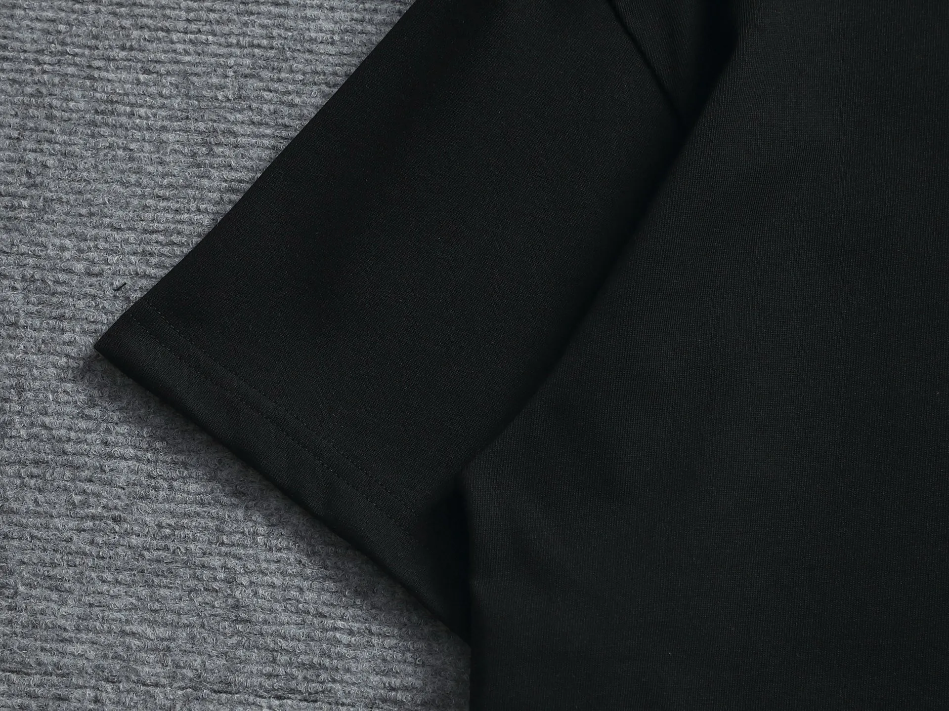 AMIRI g Logo ， Retro Same Style T Versatile : Black Gray Size：XS S M L