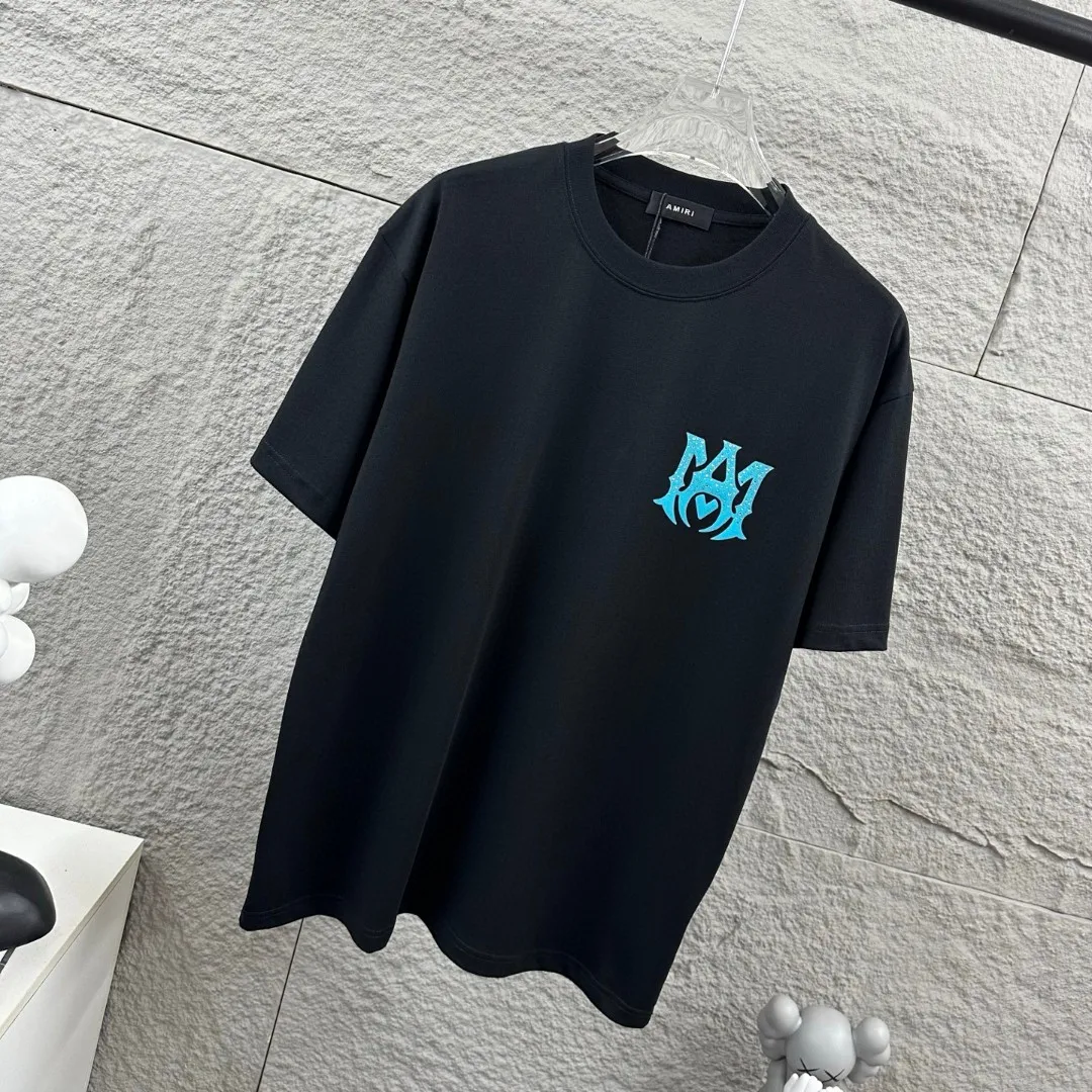 Amiri*Emile 2026 Early Spring and Summer New Arrival Customized plain cotton double yarn fabric Short-sleeved T-shirt Classic letter hot diamond + flocking technology Men and women Same Style Color: Black White Size: S (90-130 pounds) M (120-150 pounds) L (140-165 pounds) XL (160-180 pounds) XXL (180 pounds)