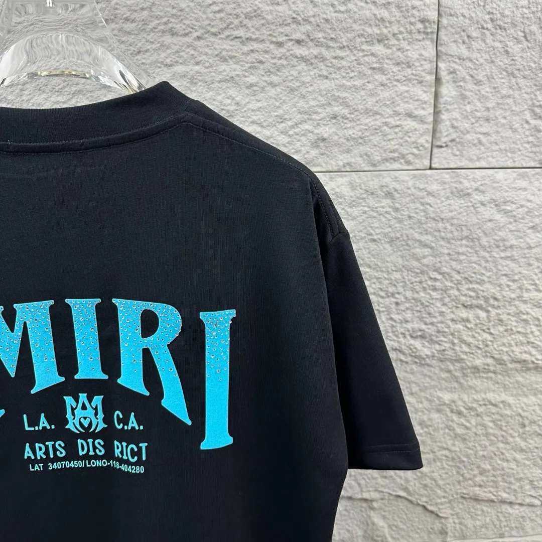 Amiri*Emile 2026 Early Spring and Summer New Arrival Customized plain cotton double yarn fabric Short-sleeved T-shirt Classic letter hot diamond + flocking technology Men and women Same Style Color: Black White Size: S (90-130 pounds) M (120-150 pounds) L (140-165 pounds) XL (160-180 pounds) XXL (180 pounds)