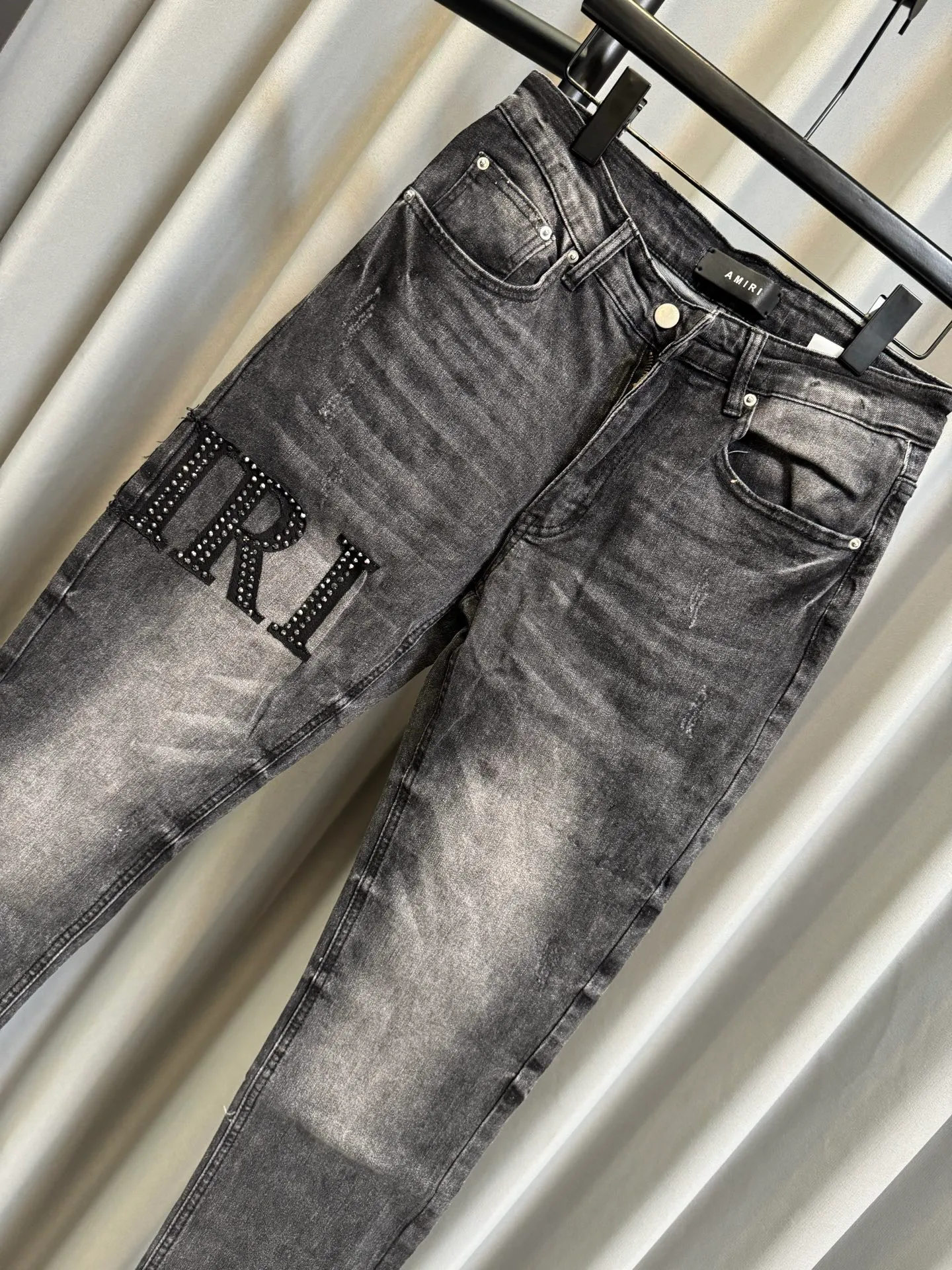 [High version] Amiri MX 1 26Ss Letter rivet slim fit washed jeans (picture color) Size: 28 30 32 34 (s-xl)
