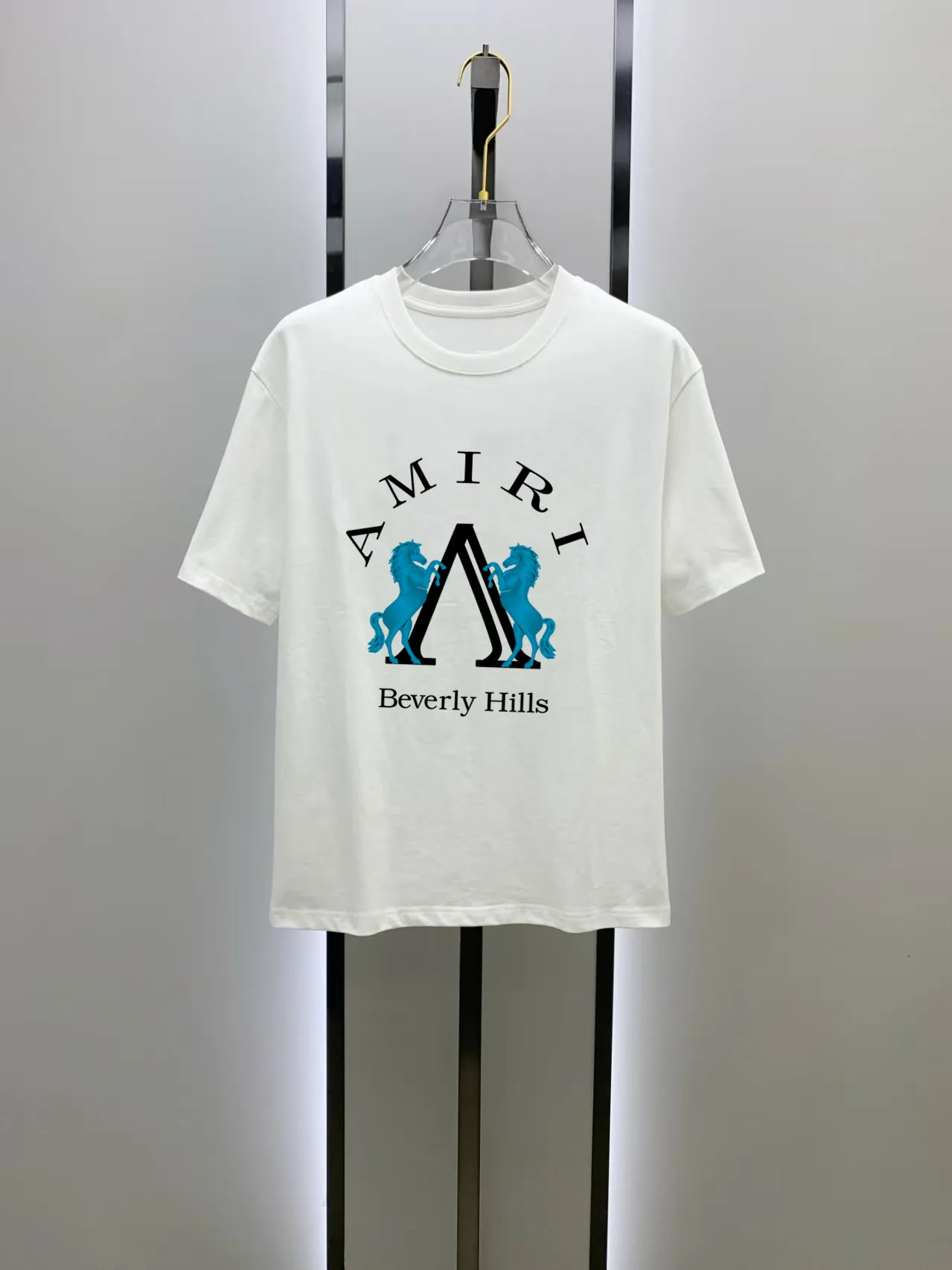 AMIRI# 2026 New Arrival New Arrival T Premium ！ logo Premium . . . . . ！ ！ ：Black。White！ Sizes： S M L XL XXL ：50 52 55 58 61 ：69 71 73 75 77 ：48 50 53 56 58 ：22 22.5 23 23.5 24 ， 1-3CM