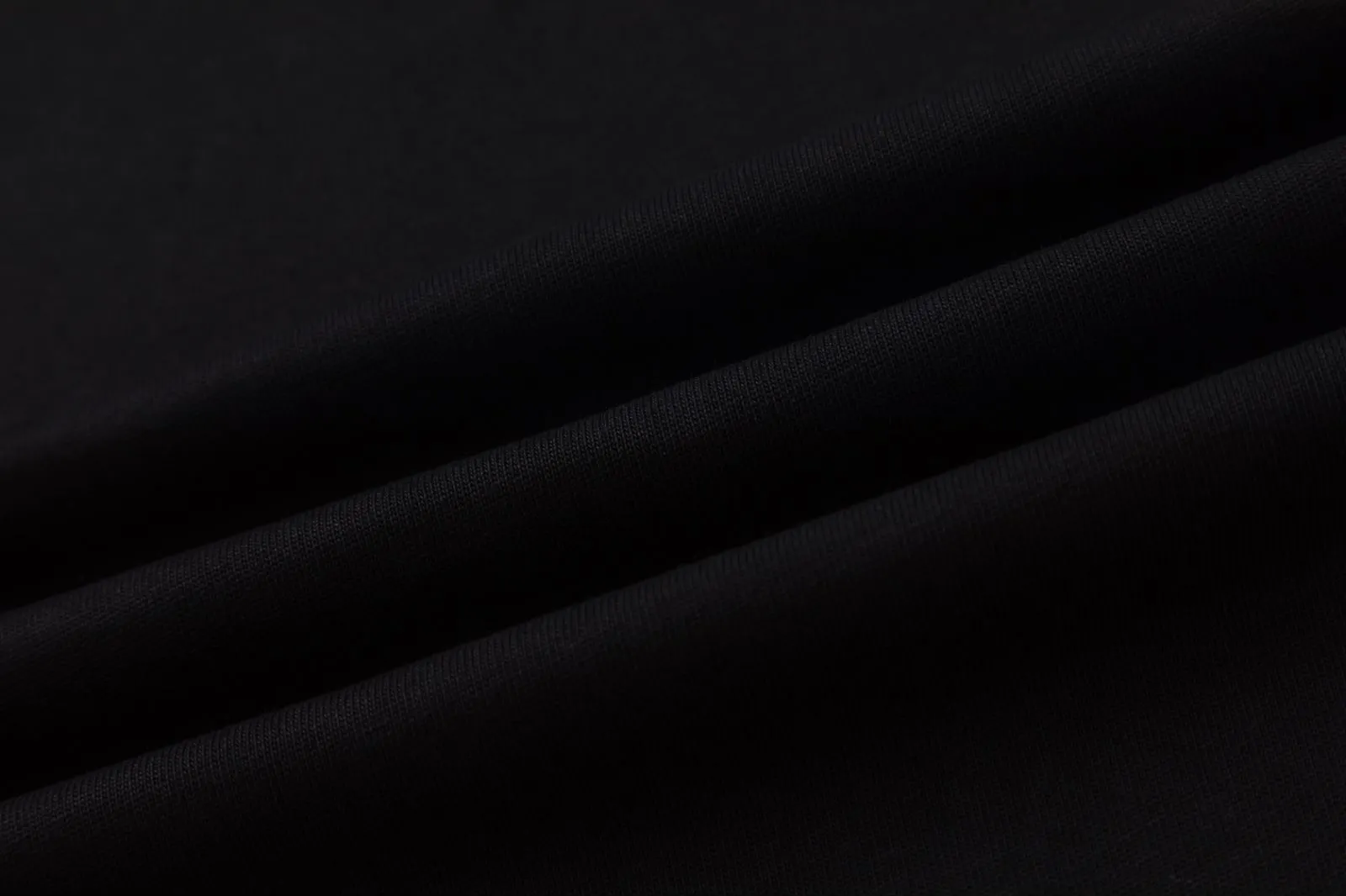 7112# ， ：Black。Size：S M L XL