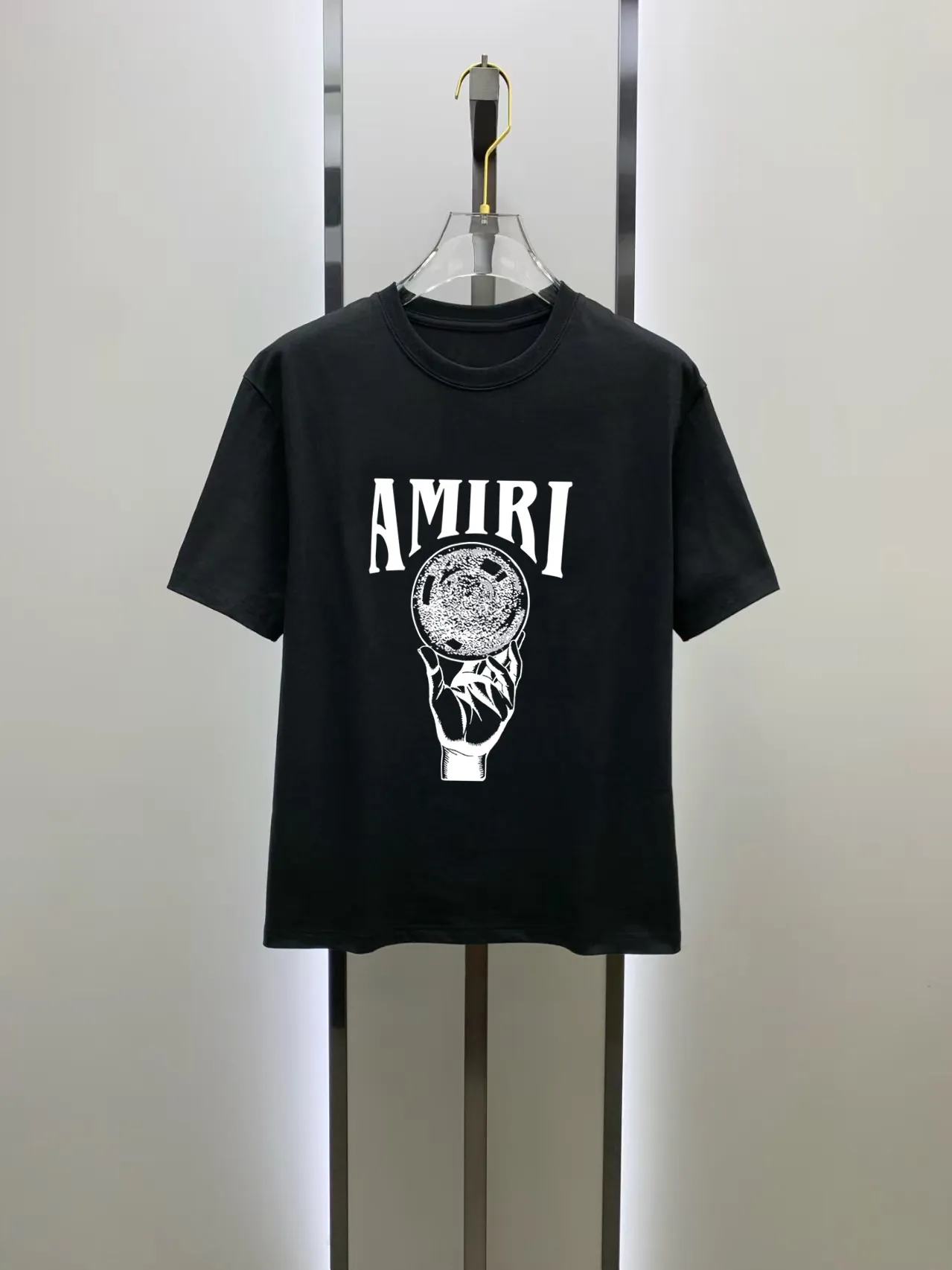 AMIRI# 2026 New Arrival New Arrival T Premium ！ logo Premium . . . . . ！ ！ ：Black。White！ Sizes： S M L XL XXL ：50 52 55 58 61 ：69 71 73 75 77 ：48 50 53 56 58 ：22 22.5 23 23.5 24 ， 1-3CM