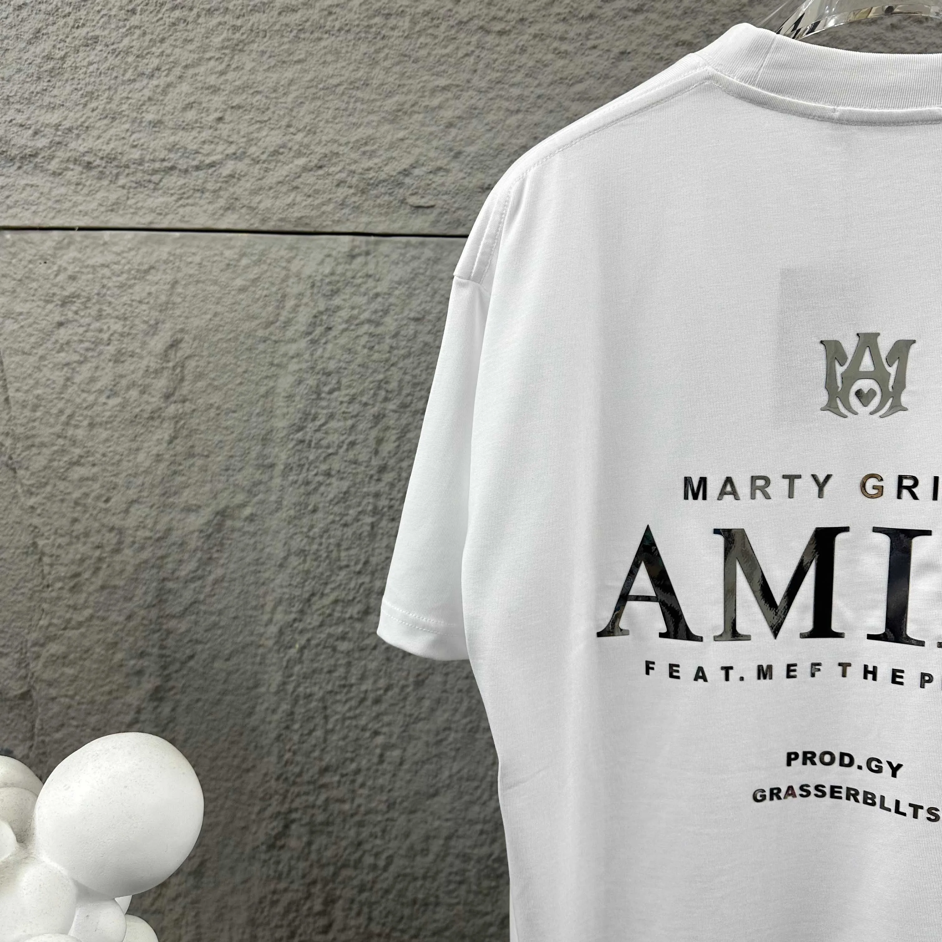 Amiri*Emile 2026 Early Spring and Summer New Arrival Customized plain cotton double yarn fabric Short-sleeved T-shirt Classic letter silvering process Men and women Same Style Color: Black White Size: S (90-130 pounds) M (120-150 pounds) L (140-165 pounds) XL (160-180 pounds) XXL (180 pounds)