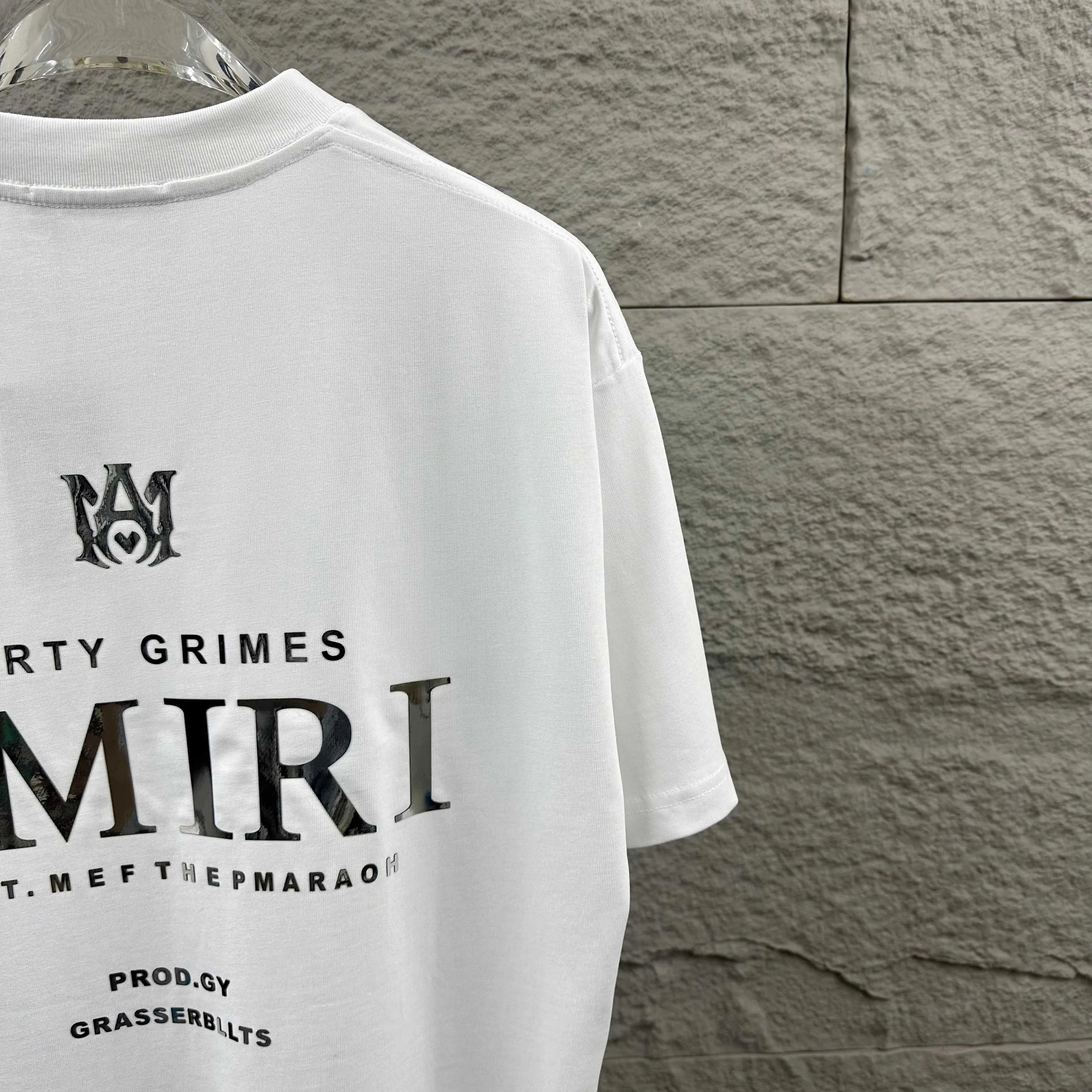 Amiri*Emile 2026 Early Spring and Summer New Arrival Customized plain cotton double yarn fabric Short-sleeved T-shirt Classic letter silvering process Men and women Same Style Color: Black White Size: S (90-130 pounds) M (120-150 pounds) L (140-165 pounds) XL (160-180 pounds) XXL (180 pounds)