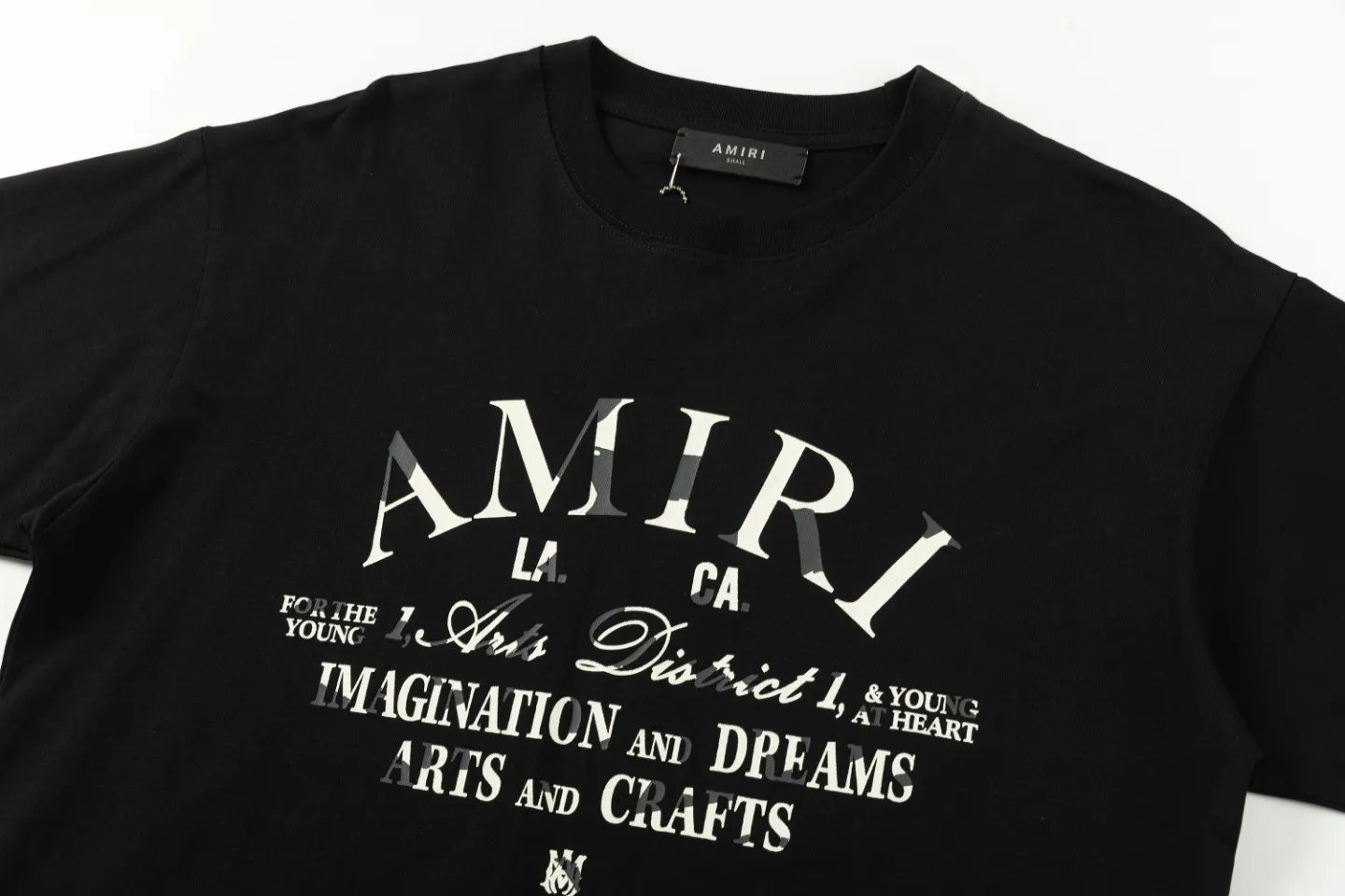 7143# ， ：Black，White。Size：S M L XL