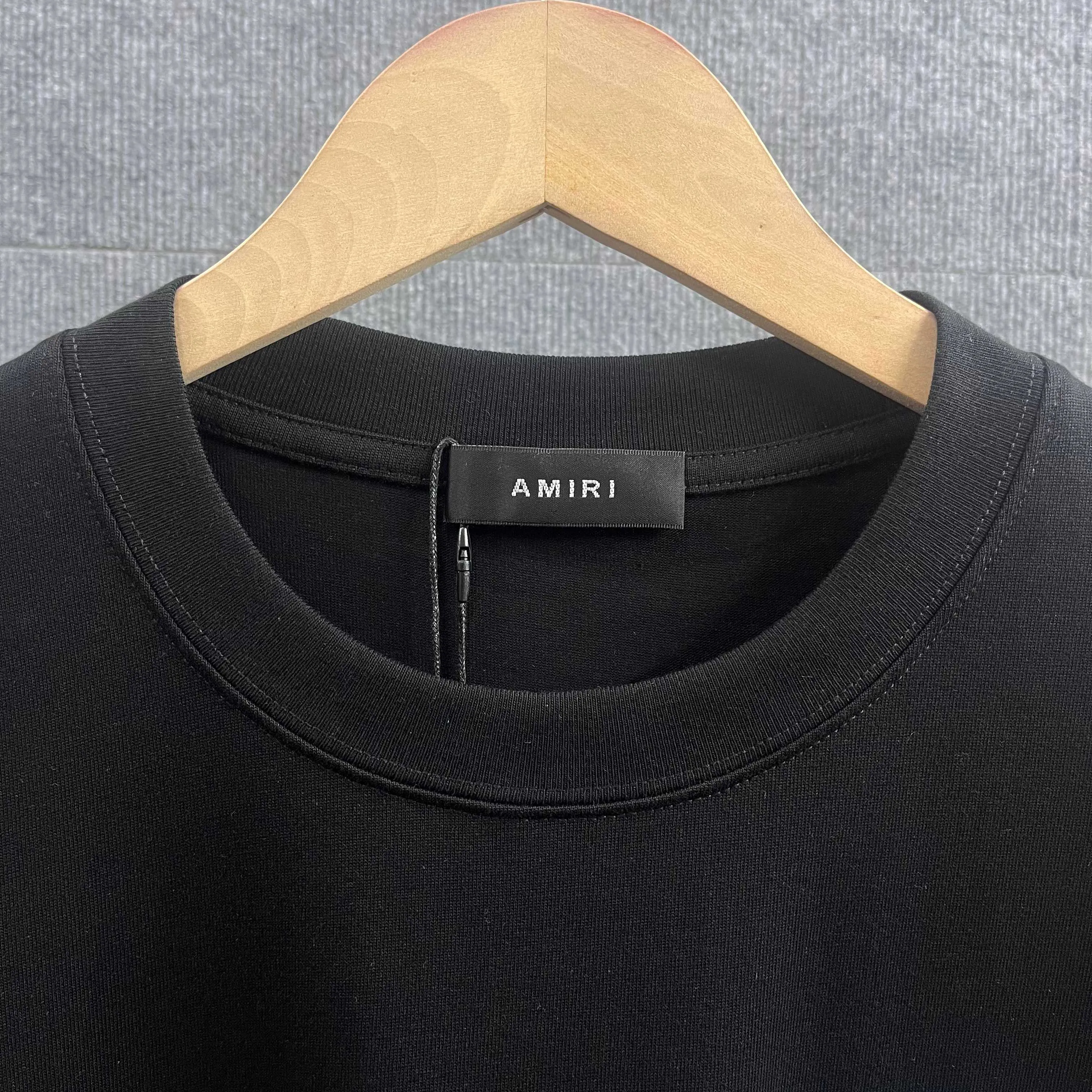 Ami* * 2026 New Arrival ＋logo T Same Style ：Black White Size： S （90-130 ） M （120-150 ） L （140-165 ） XL （160-180 ） XXL （180 ）