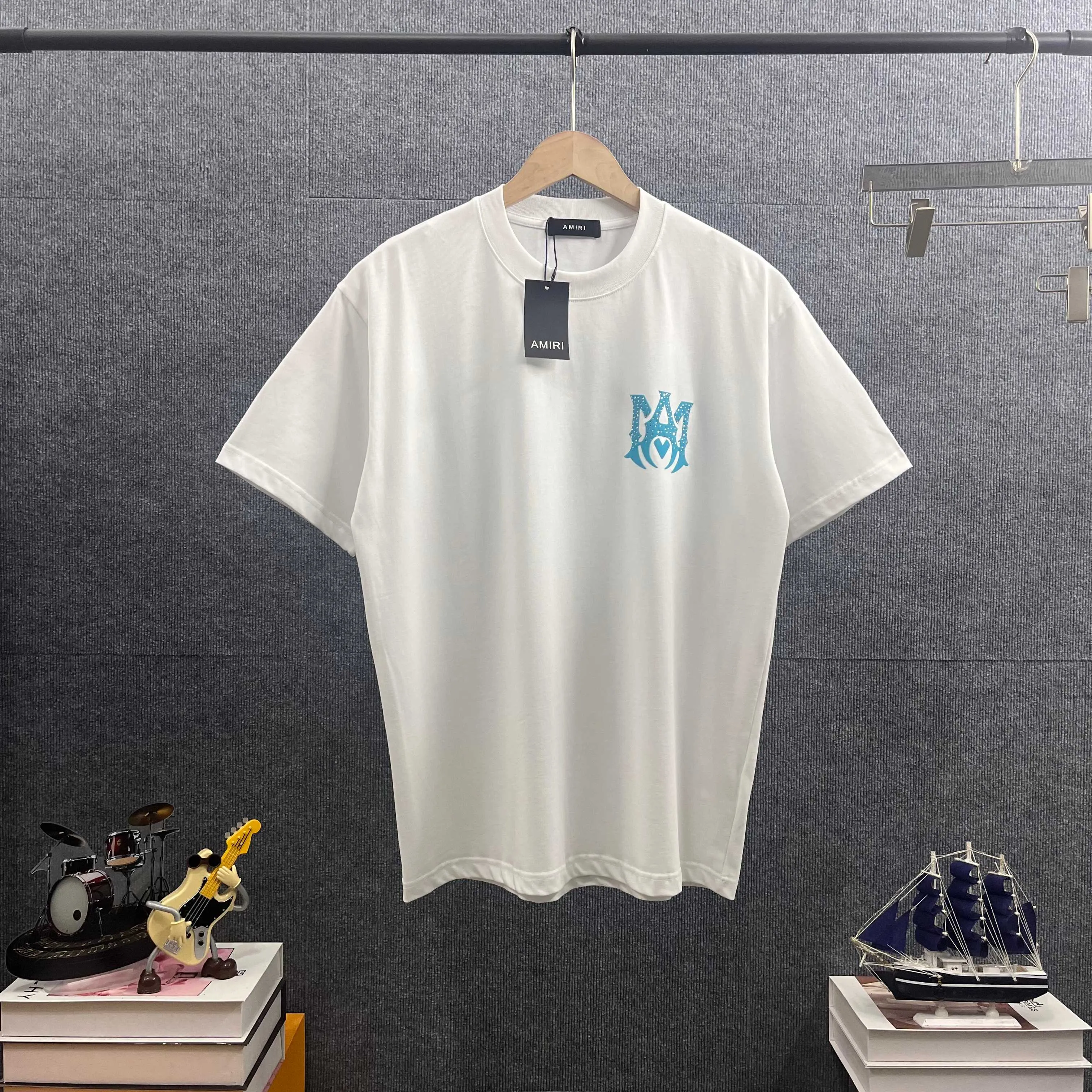 Ami* * 2026 New Arrival ＋logo T Same Style ：Black White Size： S （90-130 ） M （120-150 ） L （140-165 ） XL （160-180 ） XXL （180 ）