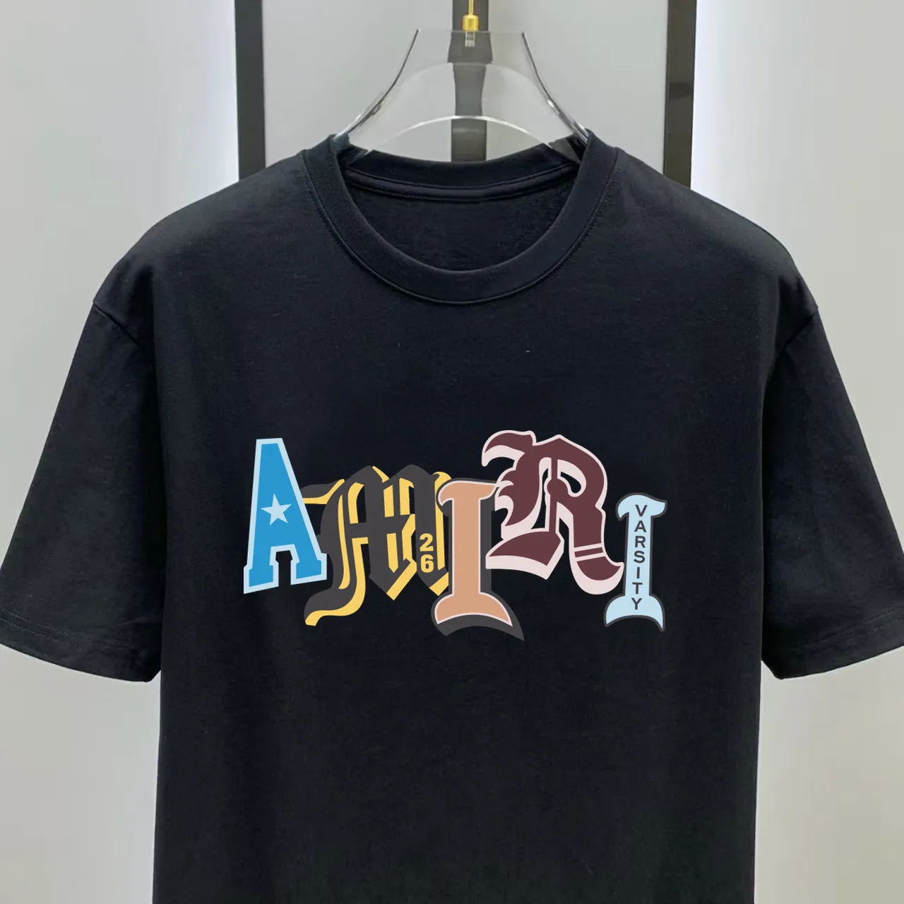 AMIRI# 2026 New Arrival New Arrival T Premium ！ logo Premium . . . . . ！ ！ ：Black。White！ Sizes： S M L XL XXL ：50 52 55 58 61 ：69 71 73 75 77 ：48 50 53 56 58 ：22 22.5 23 23.5 24 ， 1-3CM