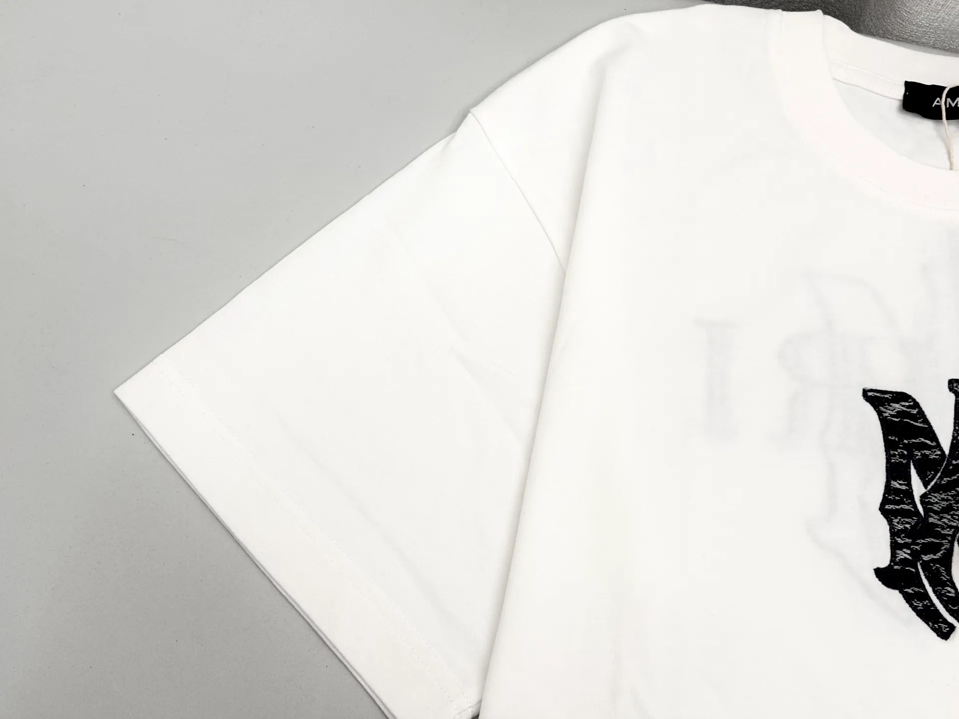 AMIRI logo m-xxl