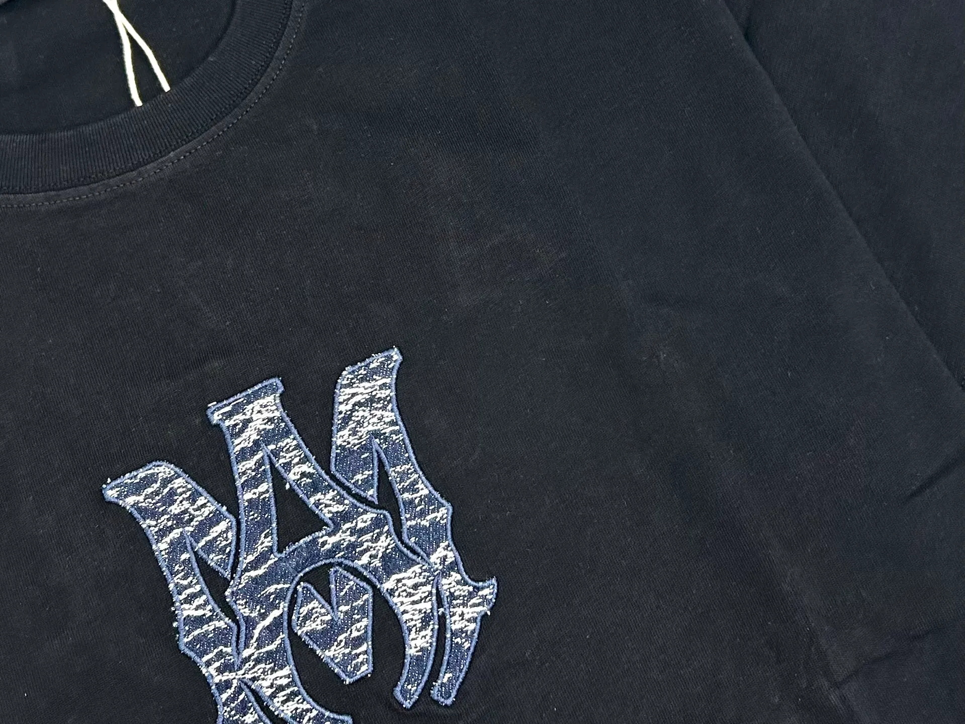 AMIRI logo m-xxl