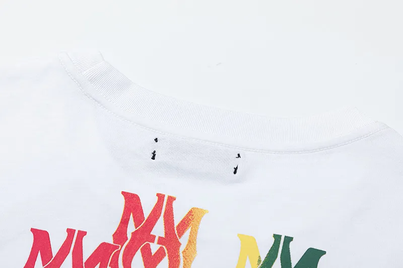 7056# ：White，Black。Size：S M L XL