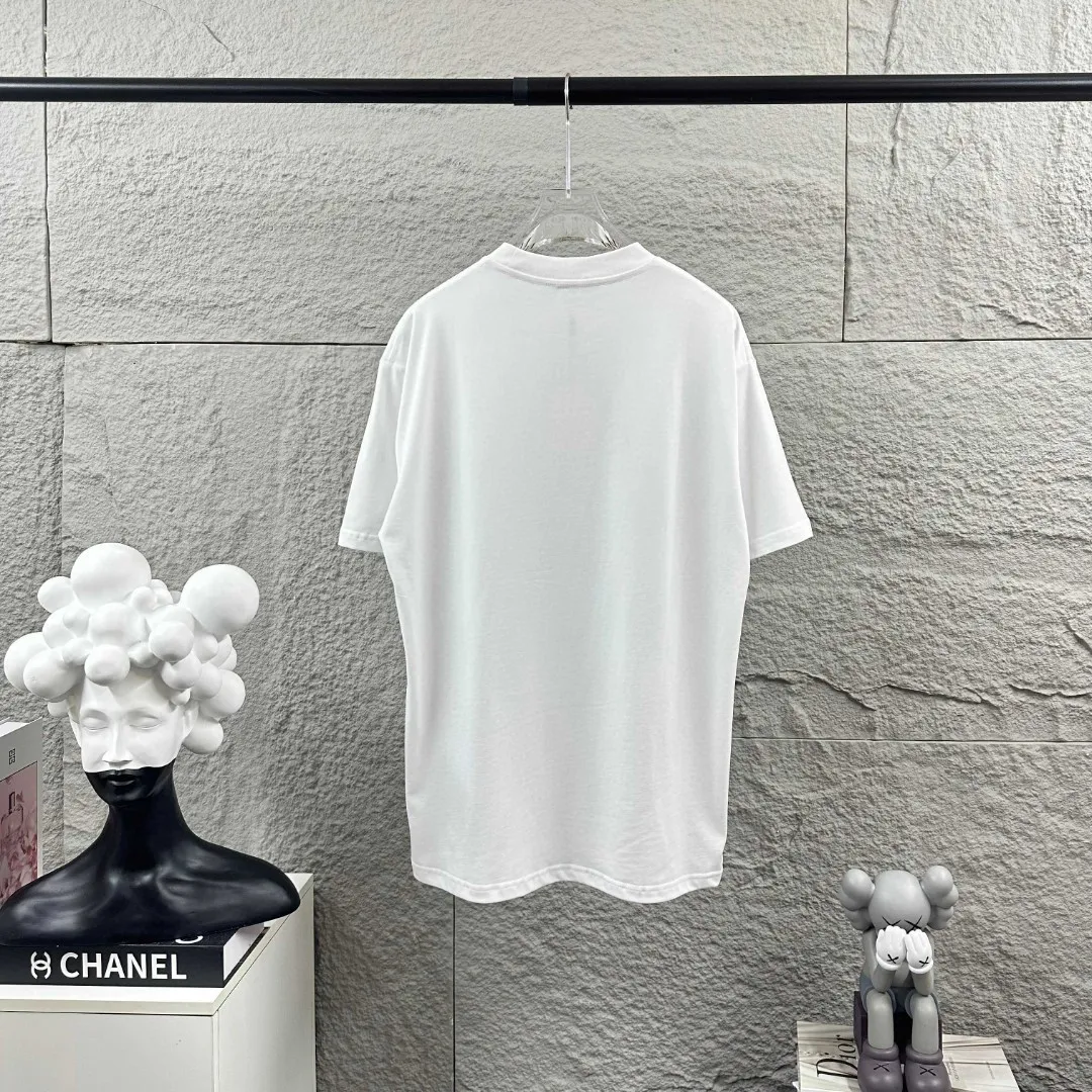 Amiri*Emile 2026 Early Spring and Summer New Arrival Customized plain cotton double yarn fabric Short-sleeved T-shirt Classic letter embroidery technology Men and women Same Style Color: Black White Size: S (90-130 pounds) M (120-150 pounds) L (140-165 pounds) XL (160-180 pounds) XXL (180 pounds)