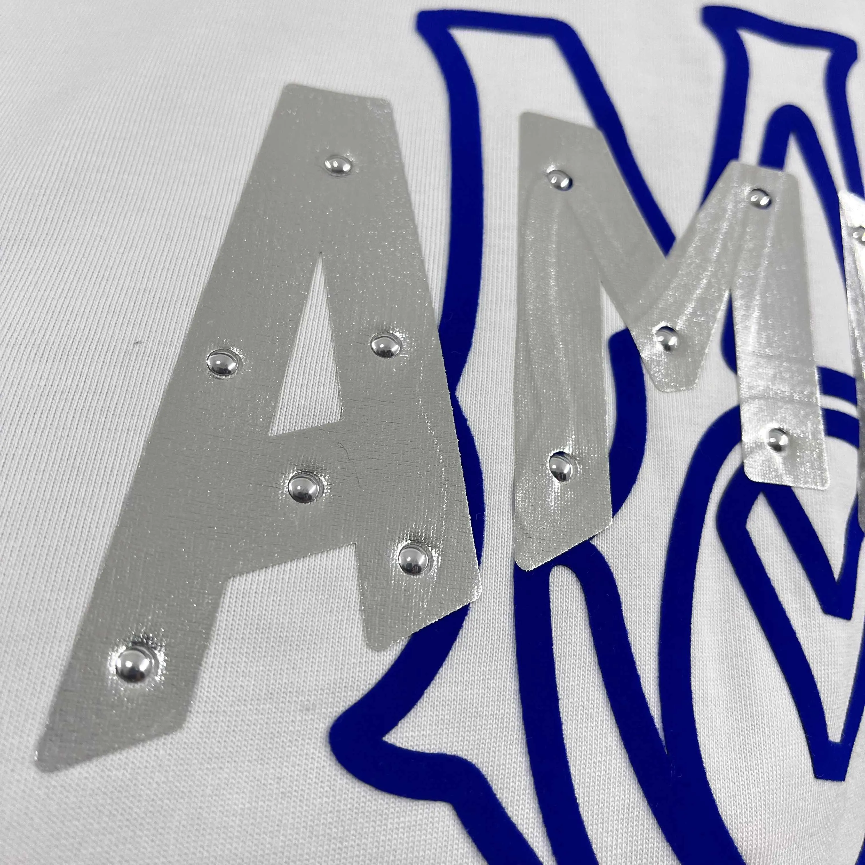 Amir*E*mir 2026 spring and summer New Arrival short-sleeved T-shirt Classic letters Silver silicone + flocking technology Customized plain cotton double yarn fabric Men and women Same Style Color: Black White Size: S (90-130 pounds) M (120-150 pounds) L (140-165 pounds) XL (160-180 pounds) XXL (180 pounds)