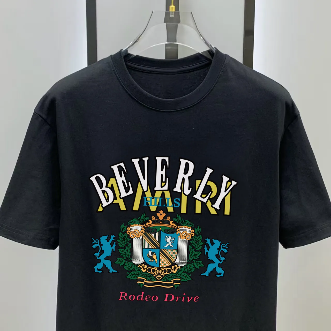 AMIRI# 2026 New Arrival New Arrival T Premium ！ logo Premium . . . . . ！ ！ ：Black。White！ Sizes： S M L XL XXL ：50 52 55 58 61 ：69 71 73 75 77 ：48 50 53 56 58 ：22 22.5 23 23.5 24 ， 1-3CM