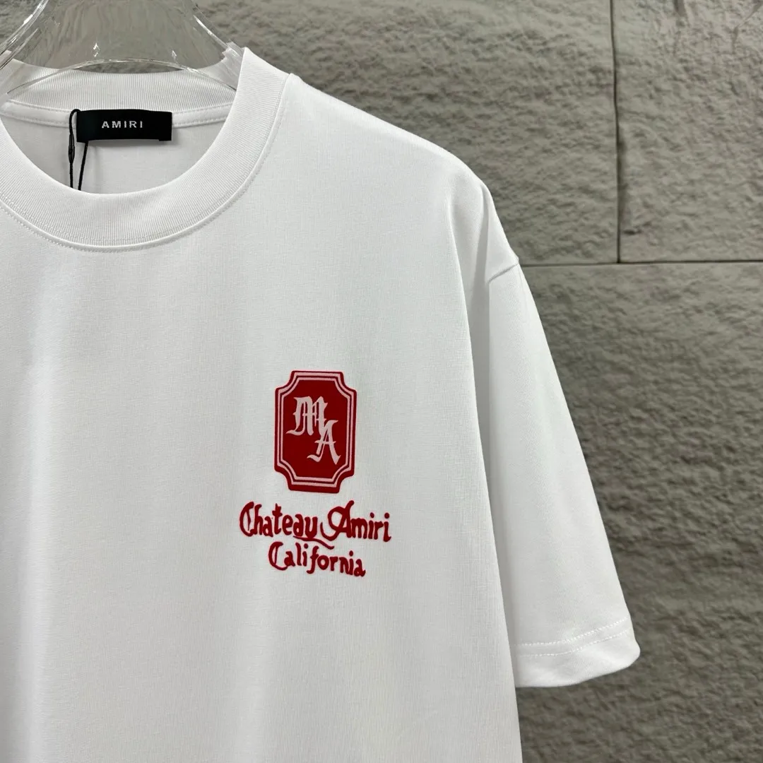 Amiri*Emile 2026 Early Spring and Summer New Arrival Customized plain cotton double yarn fabric Short-sleeved T-shirt Classic letter three-dimensional flocking technology Men and women Same Style Color: Black White Size: S (90-130 pounds) M (120-150 pounds) L (140-165 pounds) XL (160-180 pounds) XXL (180 pounds)