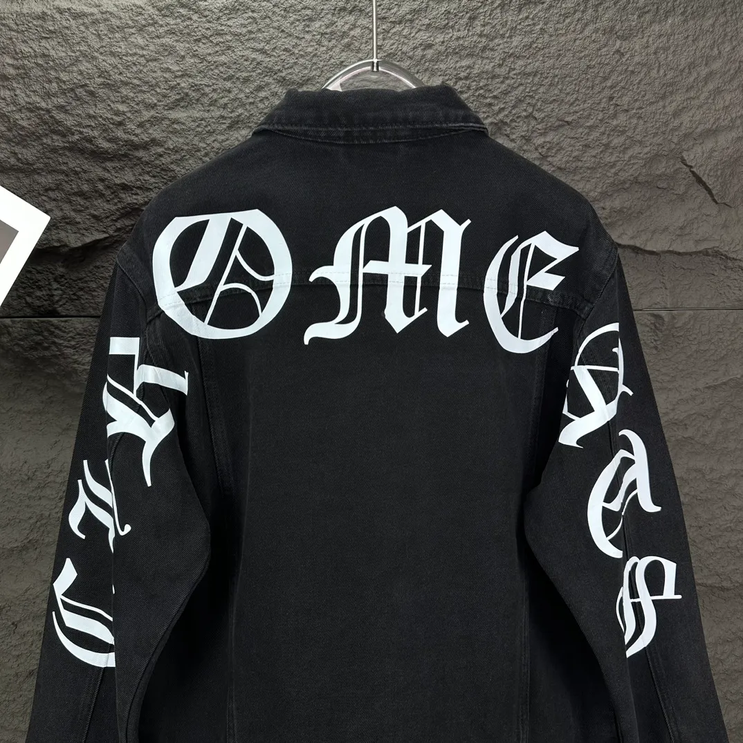Amexnocap trendy brand 2024New Arrival Lightning ️Skin letter logo couple style washed denim jacket High version High version Fashionable and personalized Super Versatile good-looking denim jacket Very suitable for both men and women A must-have style Packaging Tag Collar label Washed wheat Complete 👍 Color: Black Size: S-XL