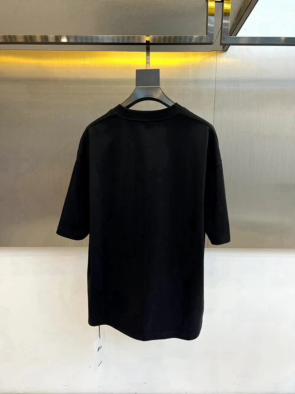 ，Boss 2026 Classic T ， ， ， ， ， 。 ， ， ， ， 。 ， ，Breathable ， 、 。 ， ， ， 。 T ， ， 。2026 ， ， 。S XXL（ 173，140 M ）