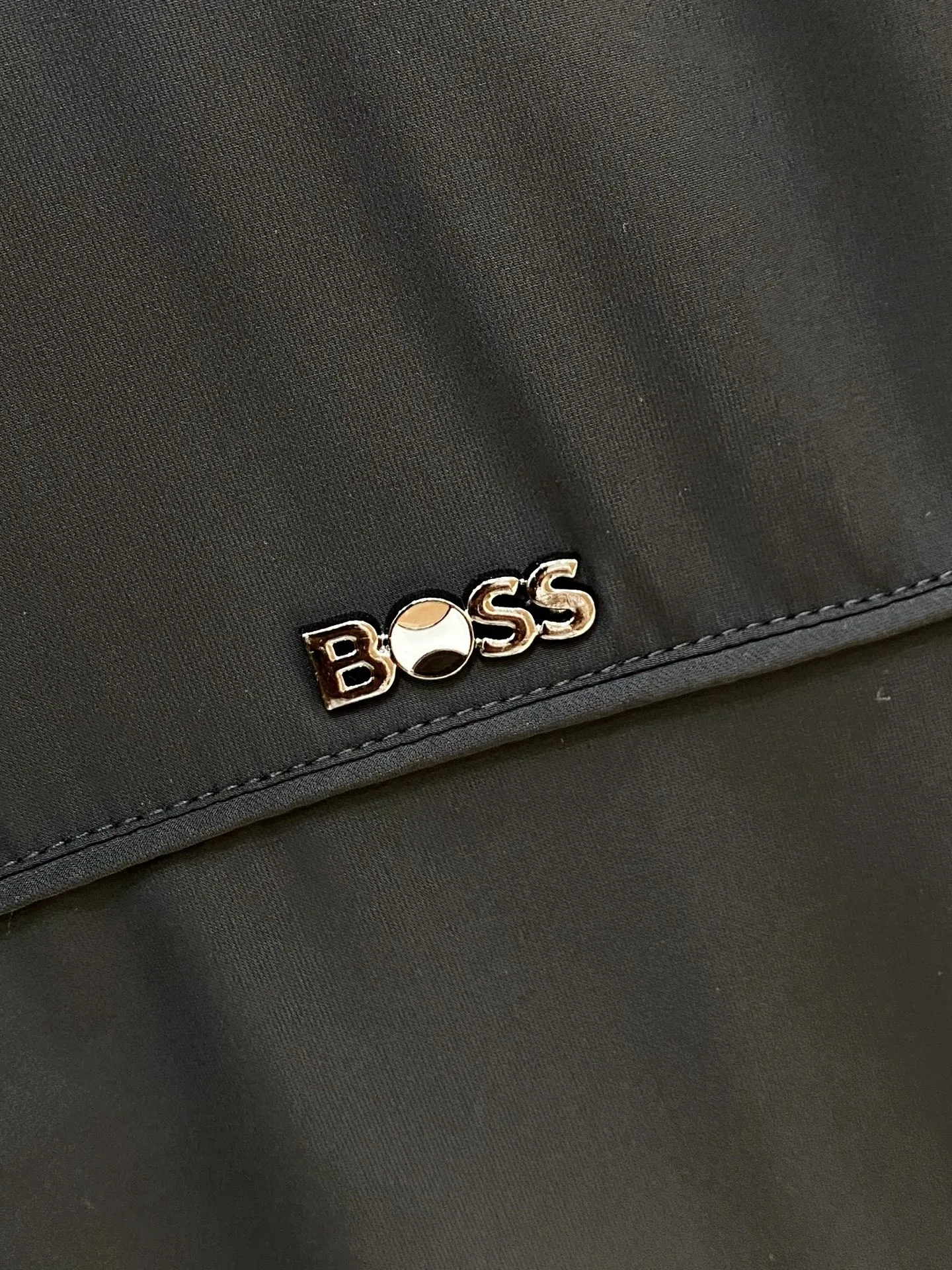 BOSS ：Classic ， ， ， ， ， ， 。 ： ， ， ， ， Lightweight 。 ： 、Navy Blue、 ， ， ， 、 、 。 ： ， ； ， ； ， ， Quality。 Sizes：M‑4XL