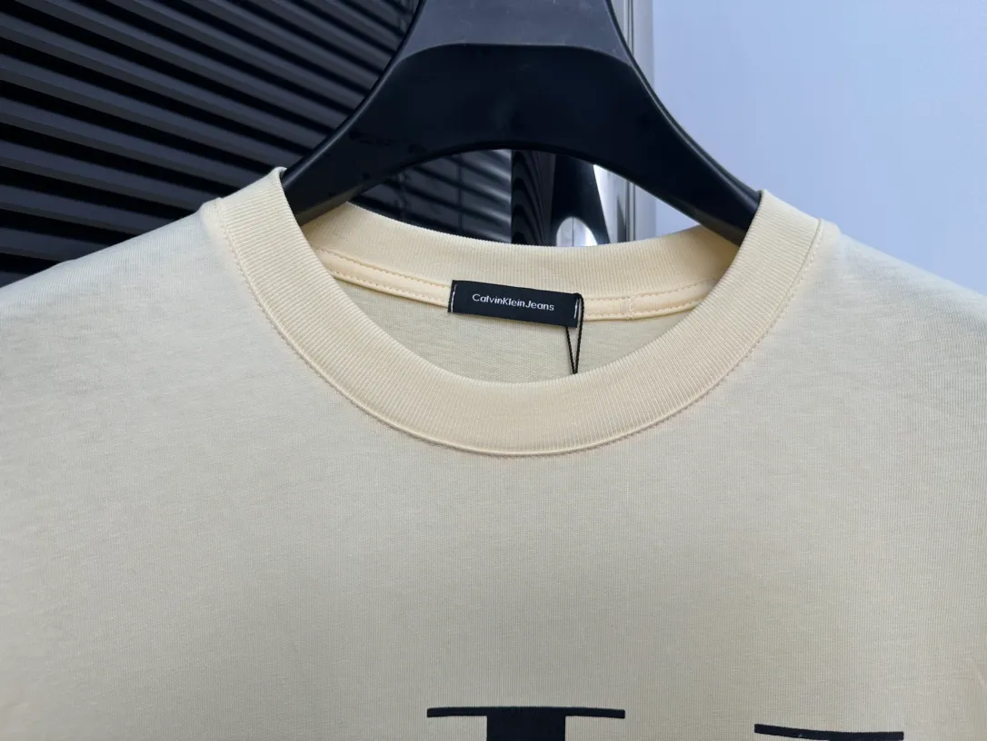 【𝐂𝐚𝐥𝐯𝐢𝐧 𝐊𝐥𝐞𝐢n】ck 24SS Retro logo T ， ， logo ～ Retro logo， ， ！ Os ， Same Style， ！ Size：s-xl