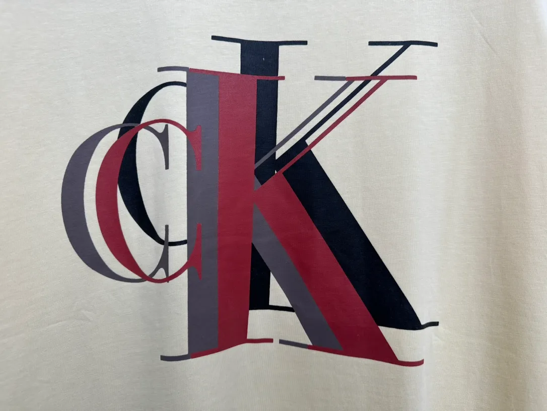 【𝐂𝐚𝐥𝐯𝐢𝐧 𝐊𝐥𝐞𝐢n】ck 24SS Retro logo T ， ， logo ～ Retro logo， ， ！ Os ， Same Style， ！ Size：s-xl