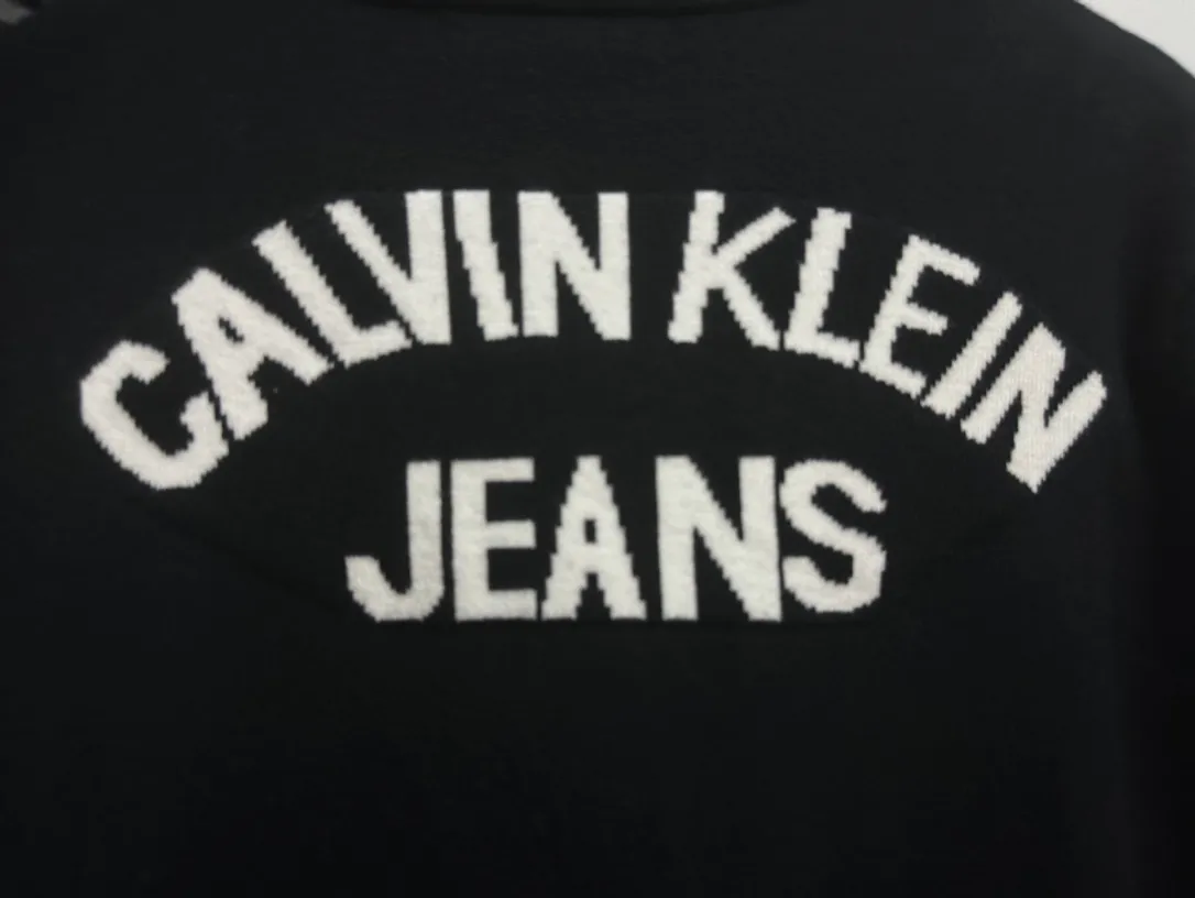 【Cain Klein 】 24FW v ® 𝐂𝐤 Gray ➕ 𝐂𝐤 Classic Light Gray logo logo ( ) Size：S-XL