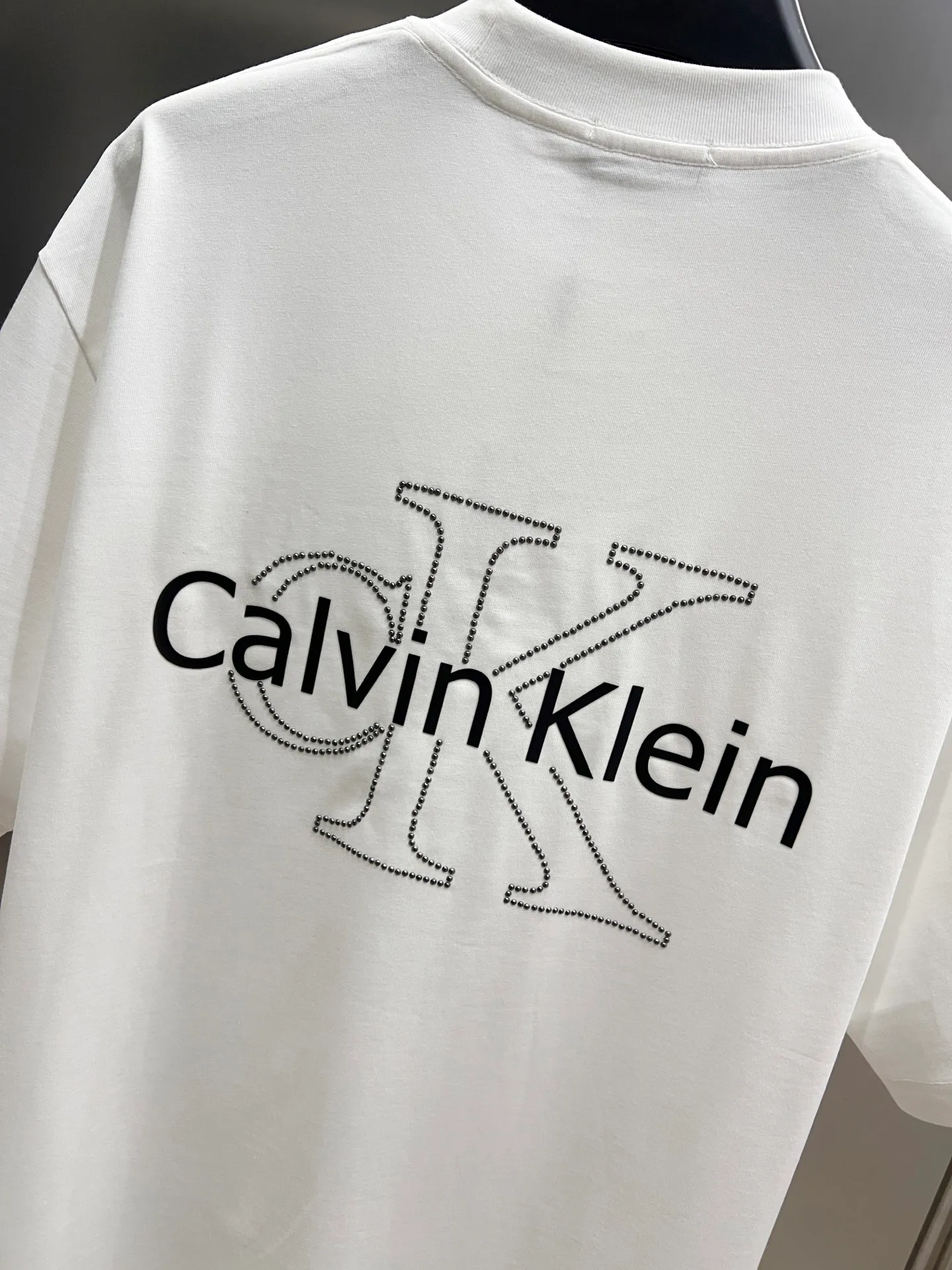 C K*2026 New Arrival Classic Premium ！Breathable ， T Same Style Size S M L XL XXL Black White