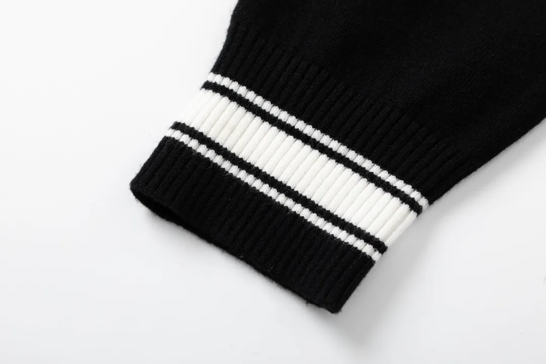Calvin klein/ck V ！ ， ， … Jennie ， Classic logo ， ， ， 。 ， ， ， ，Versatile ， ！ ！ ：Black/Gray Size：S M L XL