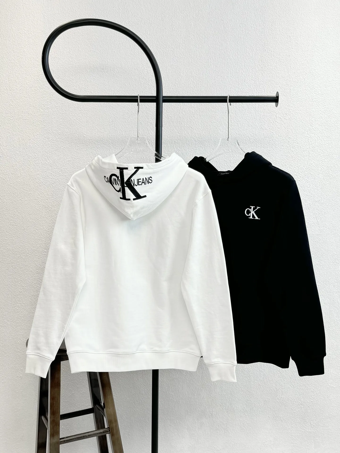 XB 47 CK Black White 95 5 1×1 Same Style OS ： Size：S-XL