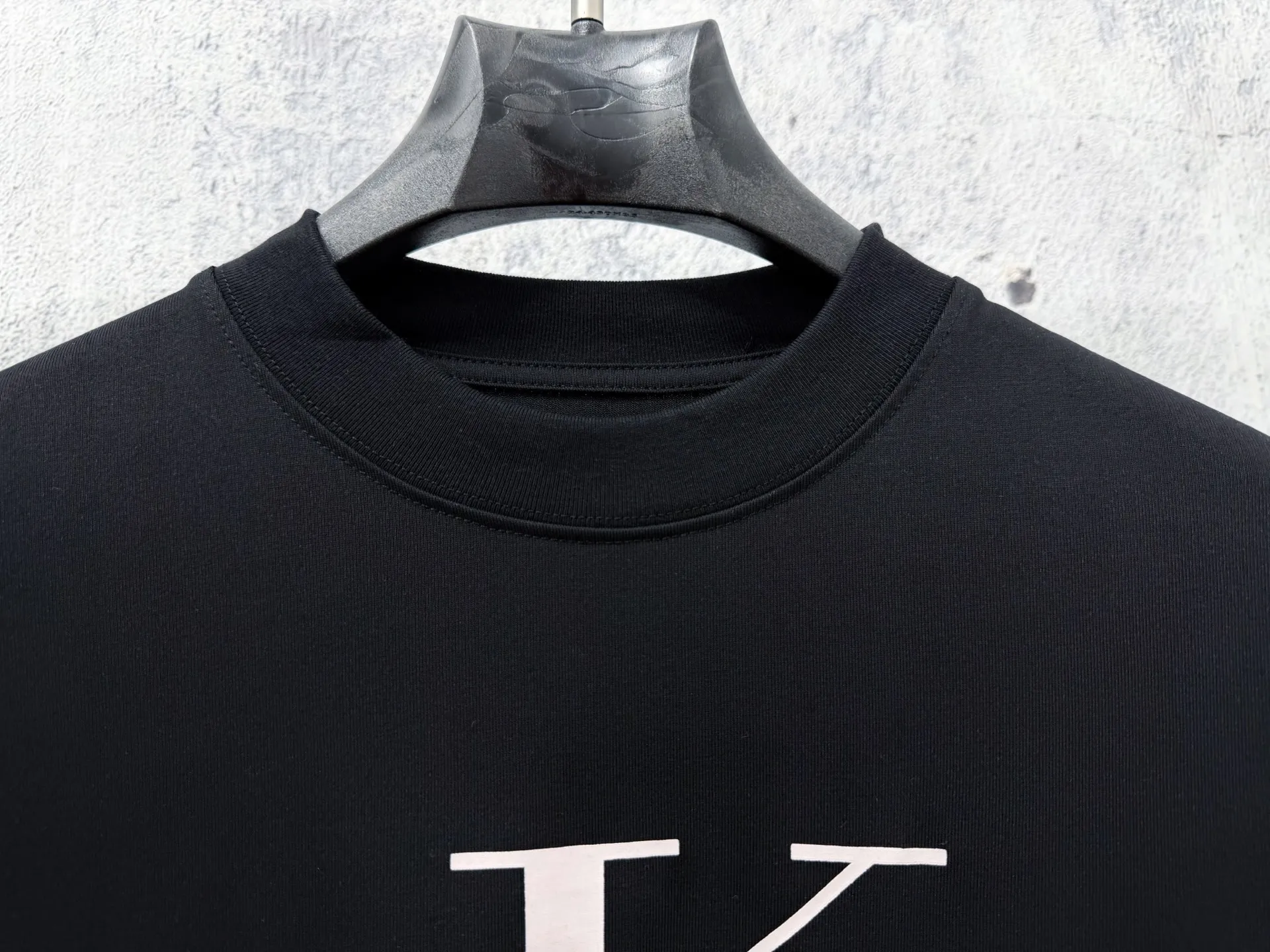 【𝐂𝐚𝐥𝐯𝐢𝐧 𝐊𝐥𝐞𝐢n】ck 26SS logo Same Style！ g ， ， ， Same Style! ， t !! Same Style Size：S-XL