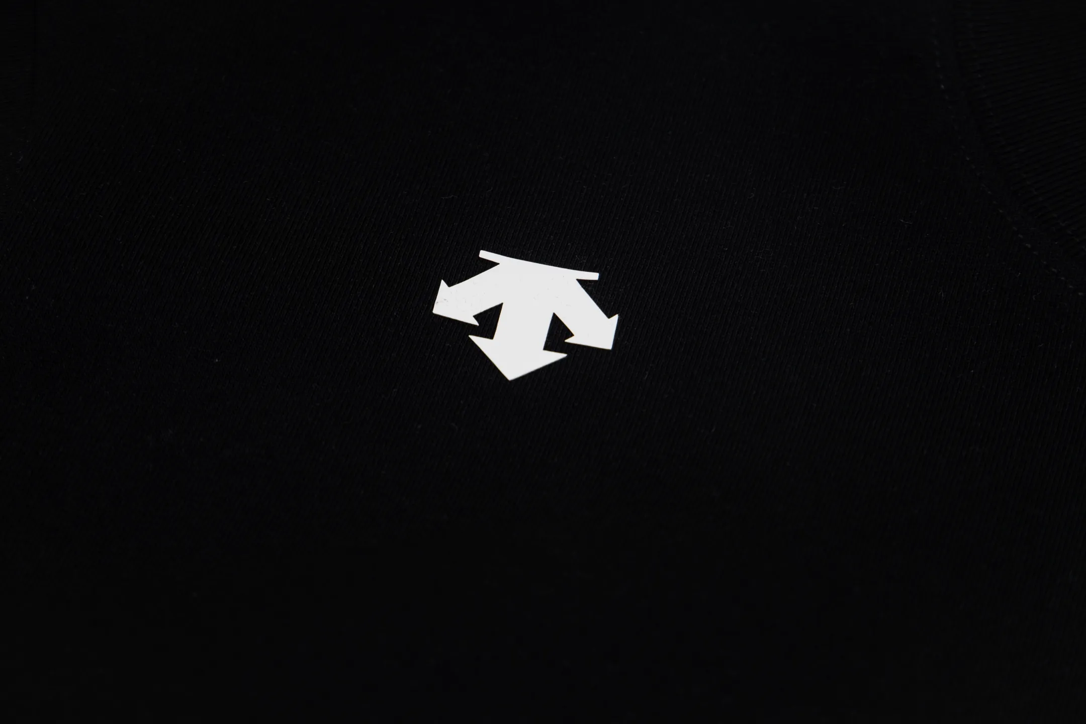 DESCENTE Series g Same Style Sizes：1 2 3 4 :Black White