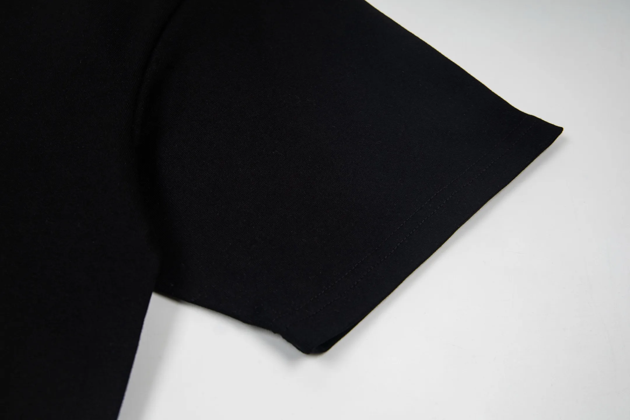 DESCENTE Series g Same Style Sizes：1 2 3 4 :Black White