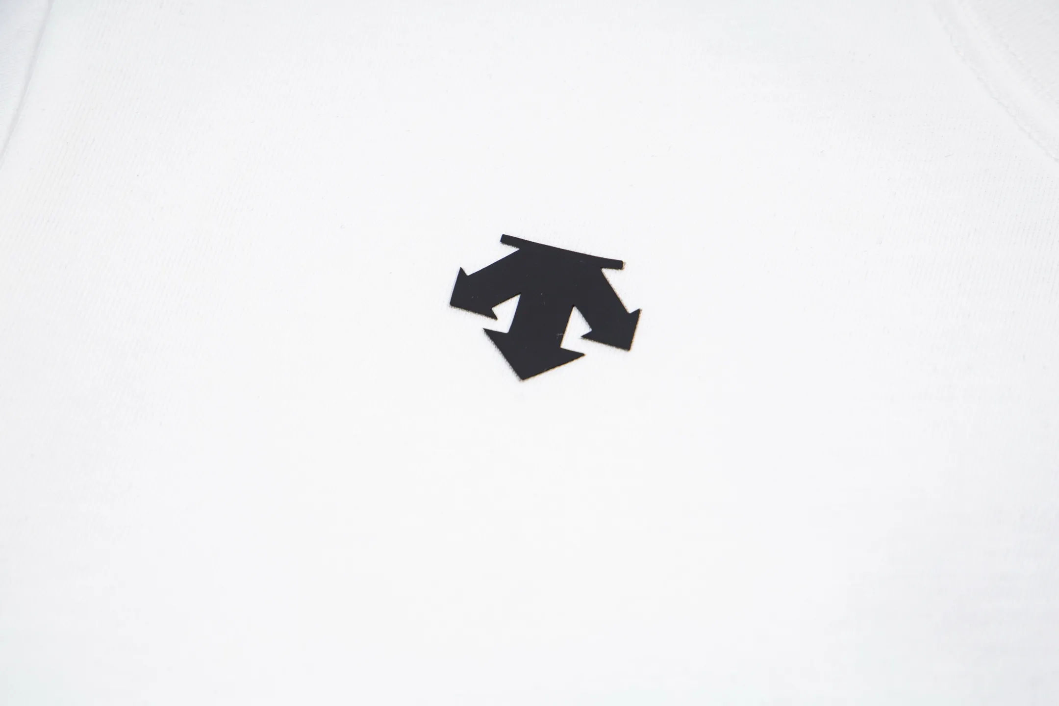 DESCENTE Series g Same Style Sizes：1 2 3 4 :Black White