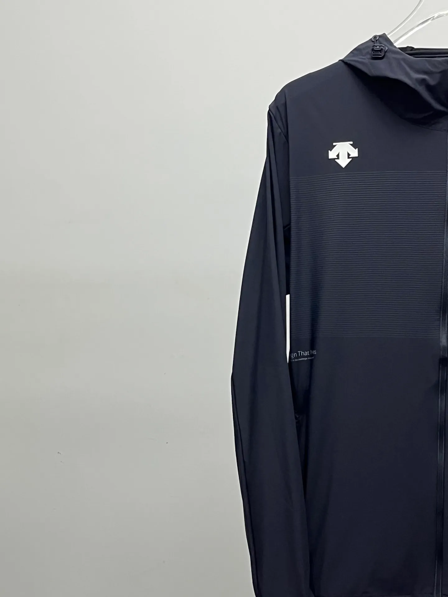 Descente pattern stitching sun protection clothing [High Quality] Descente Descente pattern stitching ice silk sun protection clothing Size: L-5XL